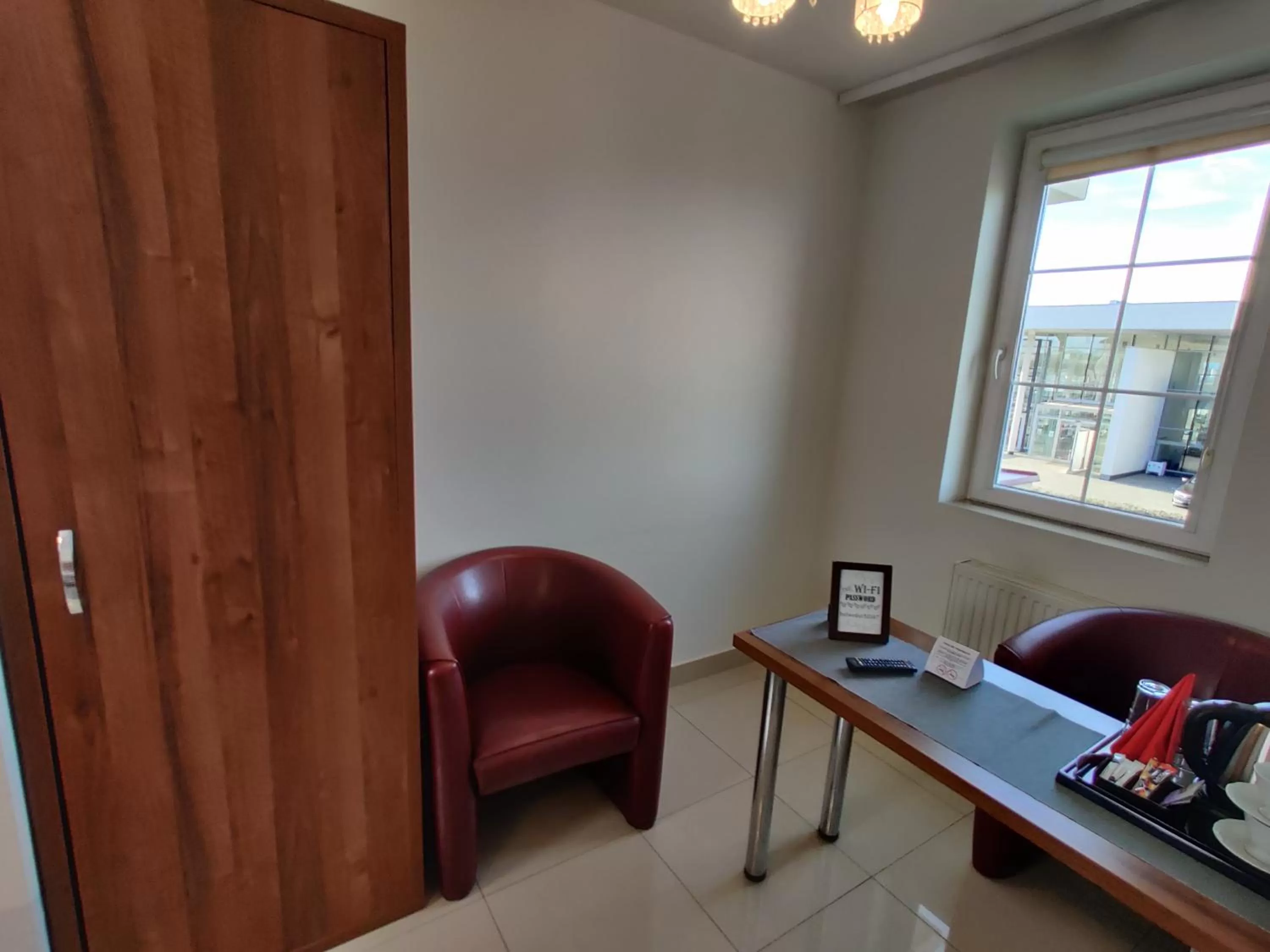 Photo of the whole room in Belweder