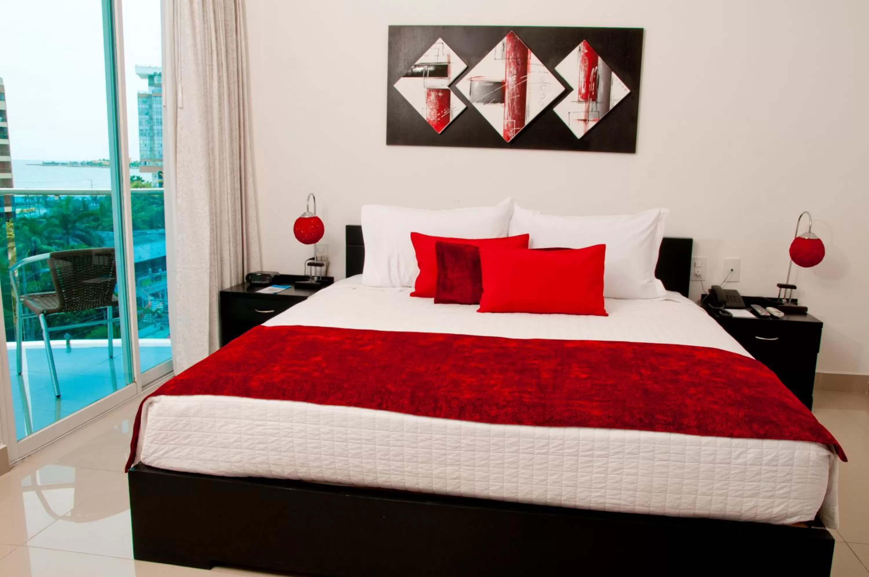 Bed in Hotel Atlantic Lux