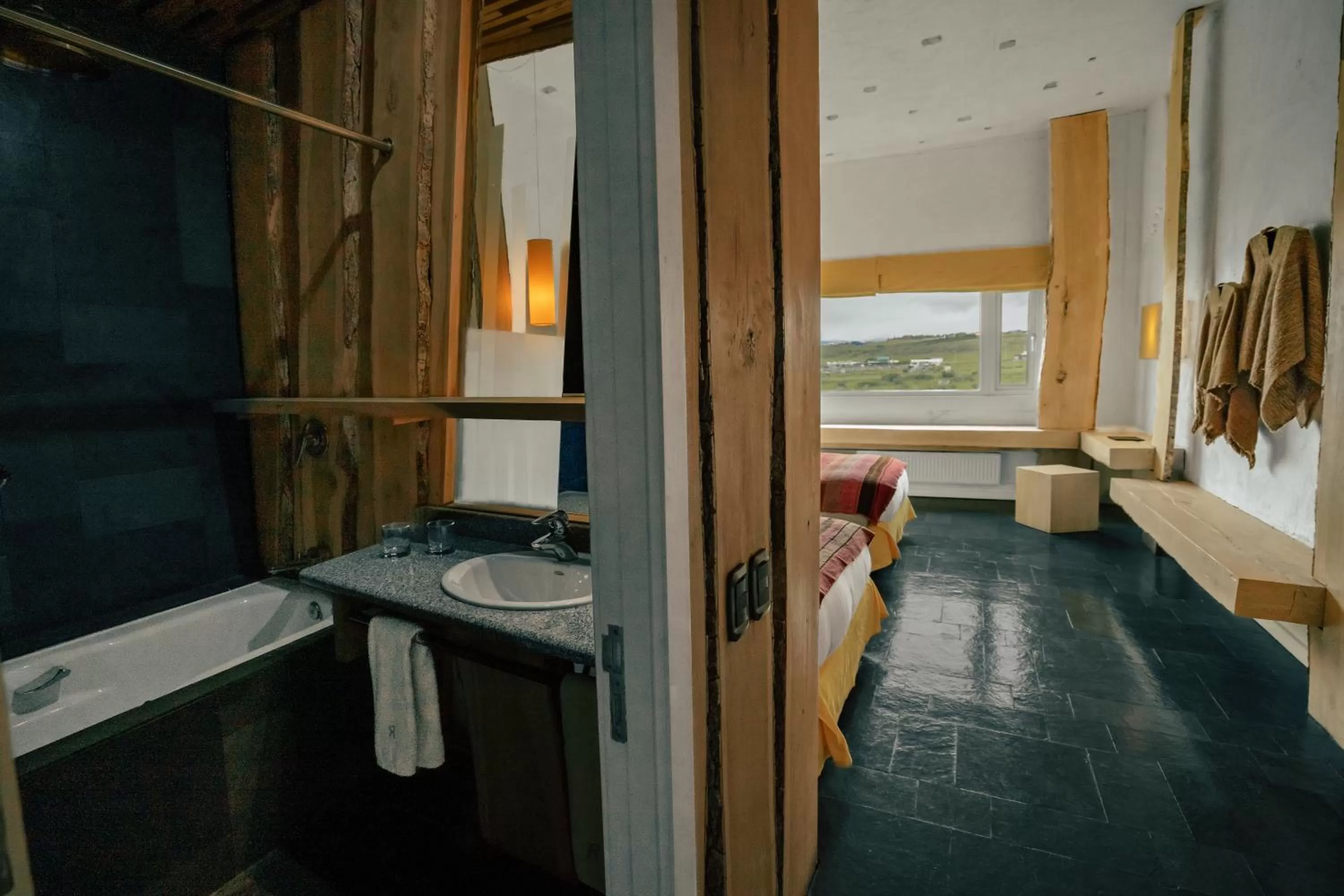 Bathroom in Remota Patagonia Lodge