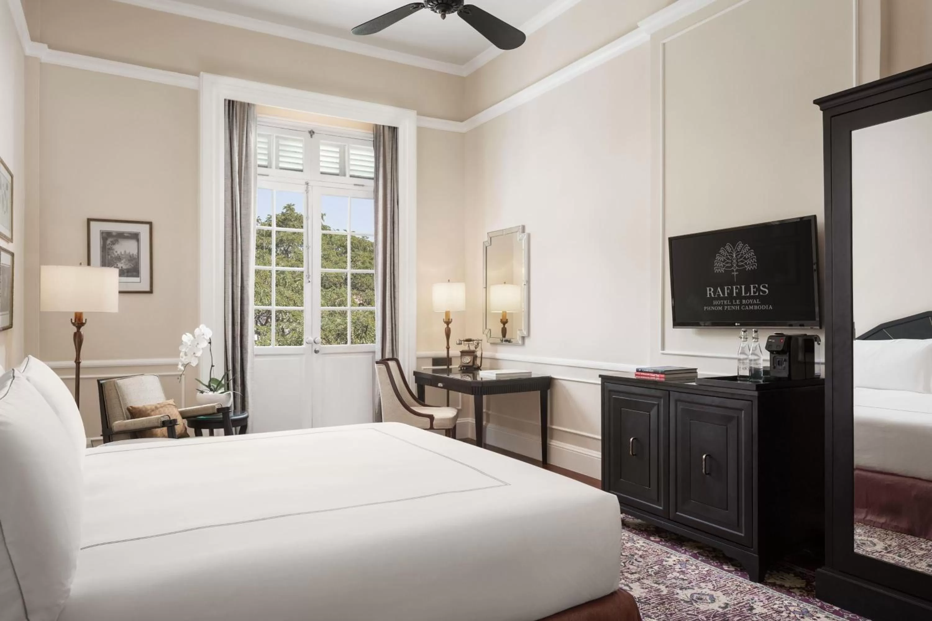 Bed in Raffles Hotel Le Royal