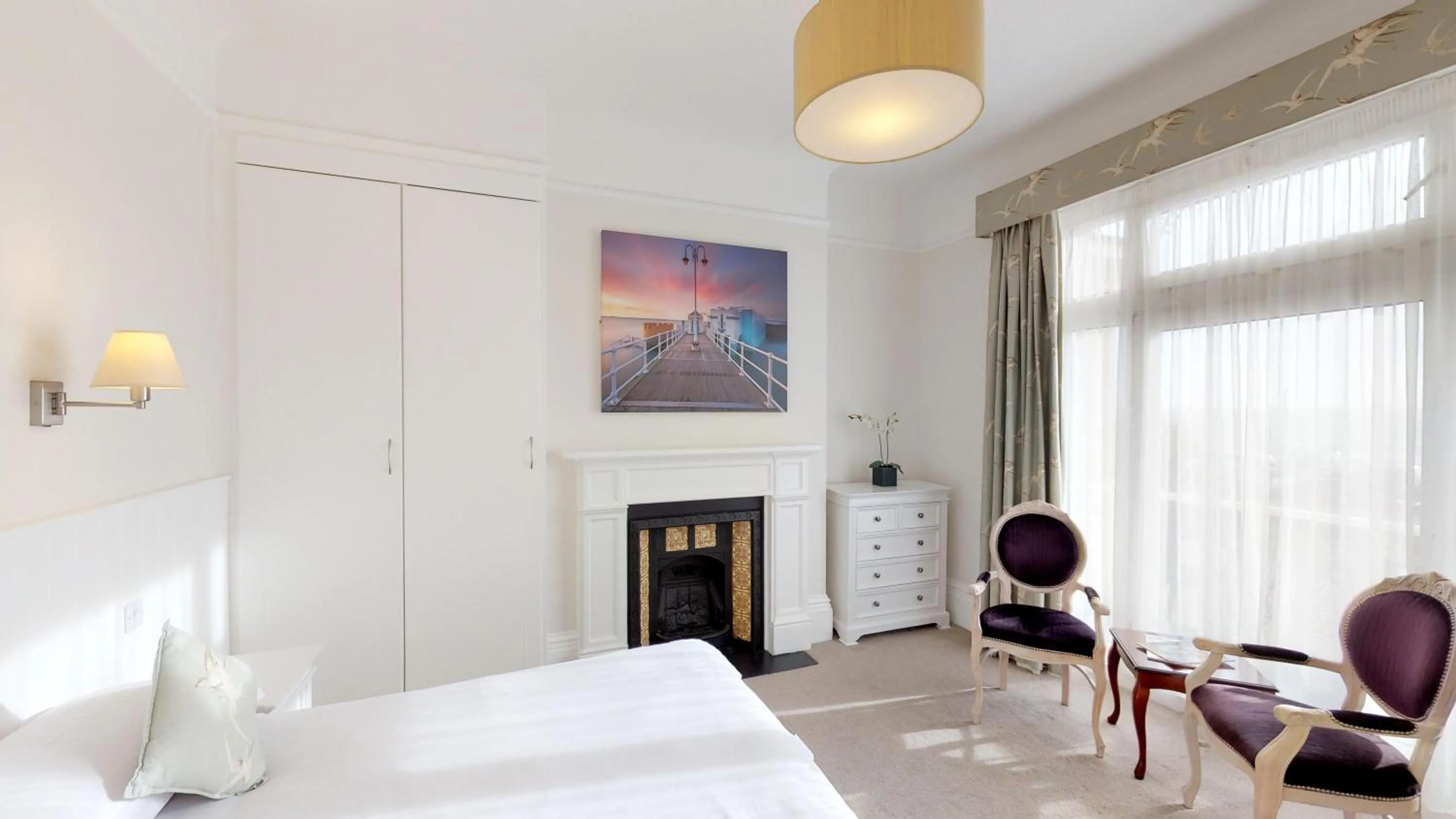 Decorative detail, Bed in Ommaroo Hotel