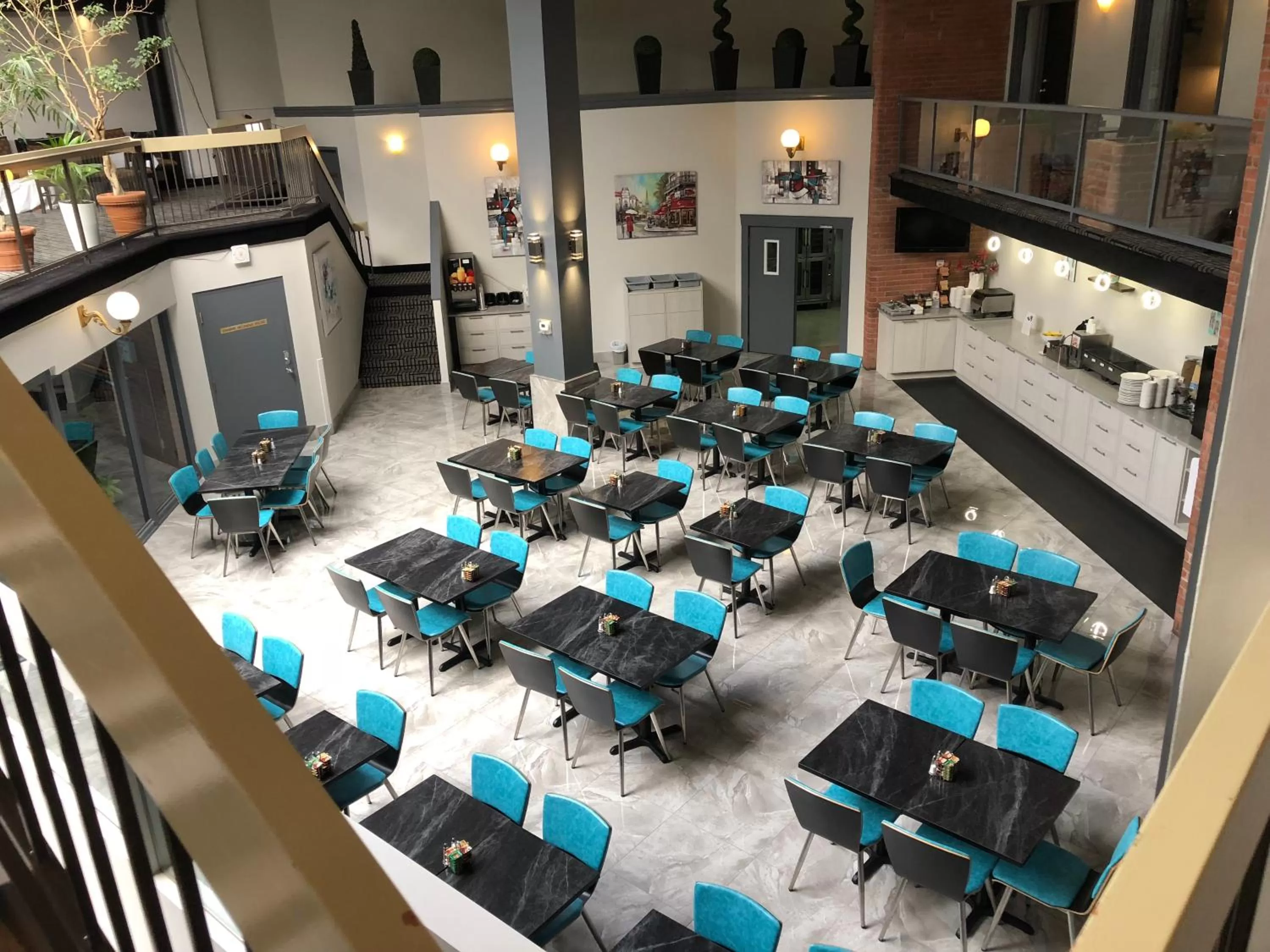 Breakfast in Best Western Laval-Montreal & Conference Centre