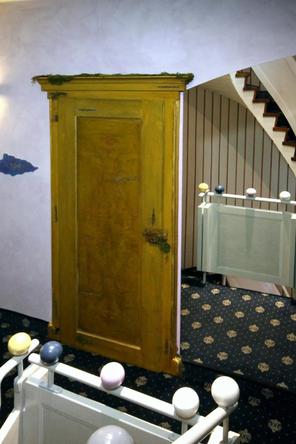 Decorative detail in Sangallo Hotel