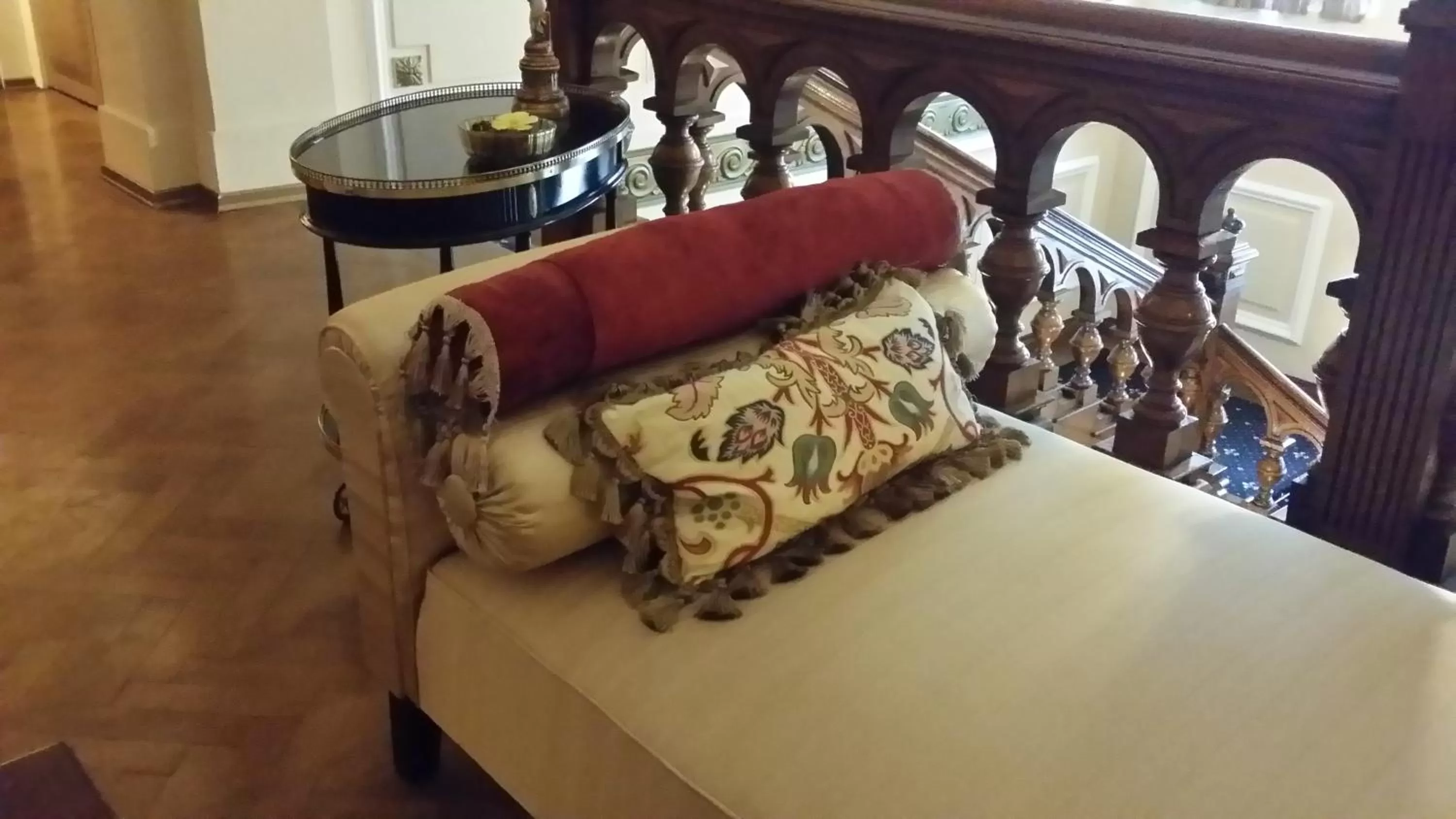 Decorative detail in Grand Boutique Hotel