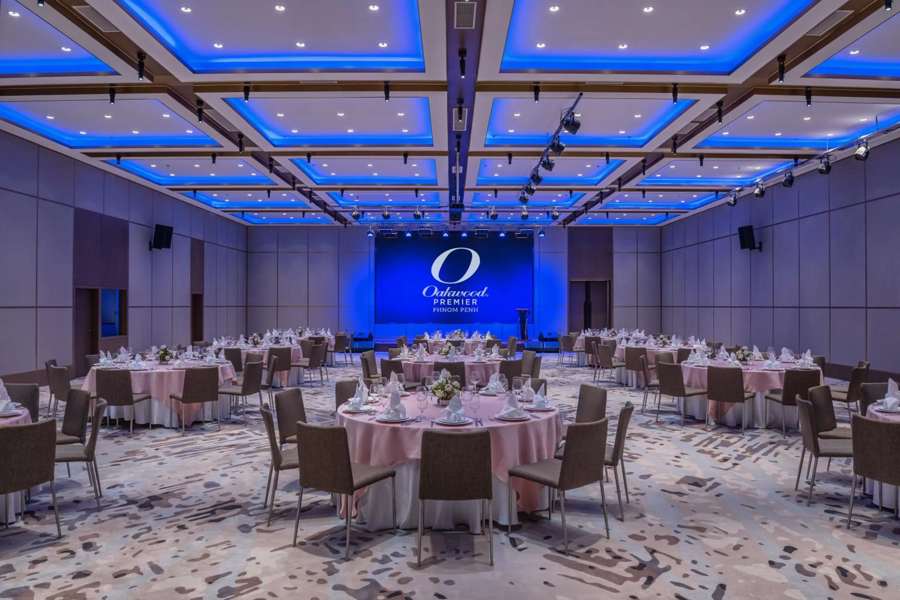 Banquet/Function facilities in Oakwood Premier Phnom Penh