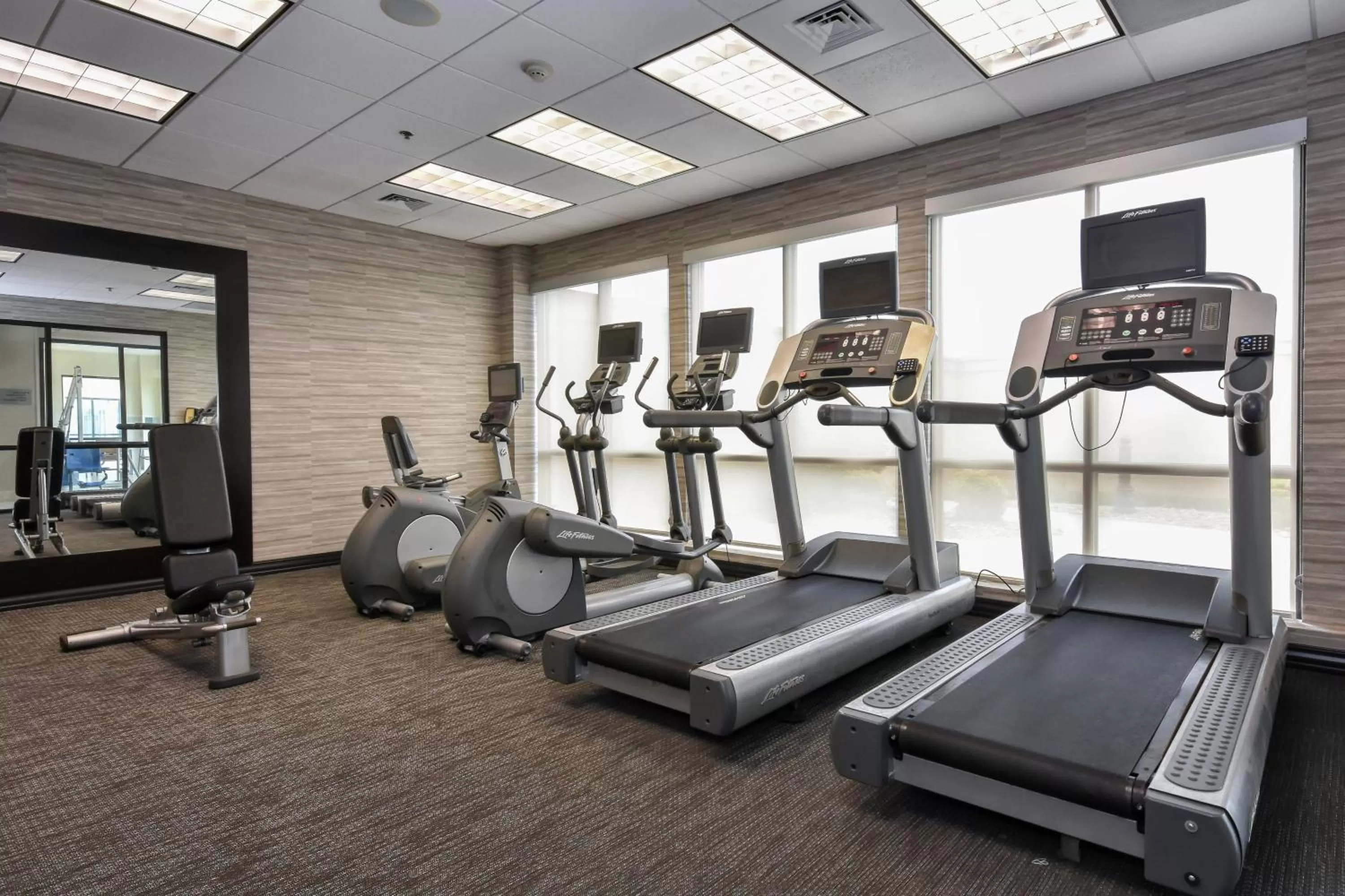 Fitness centre/facilities in Courtyard Charlotte Concord