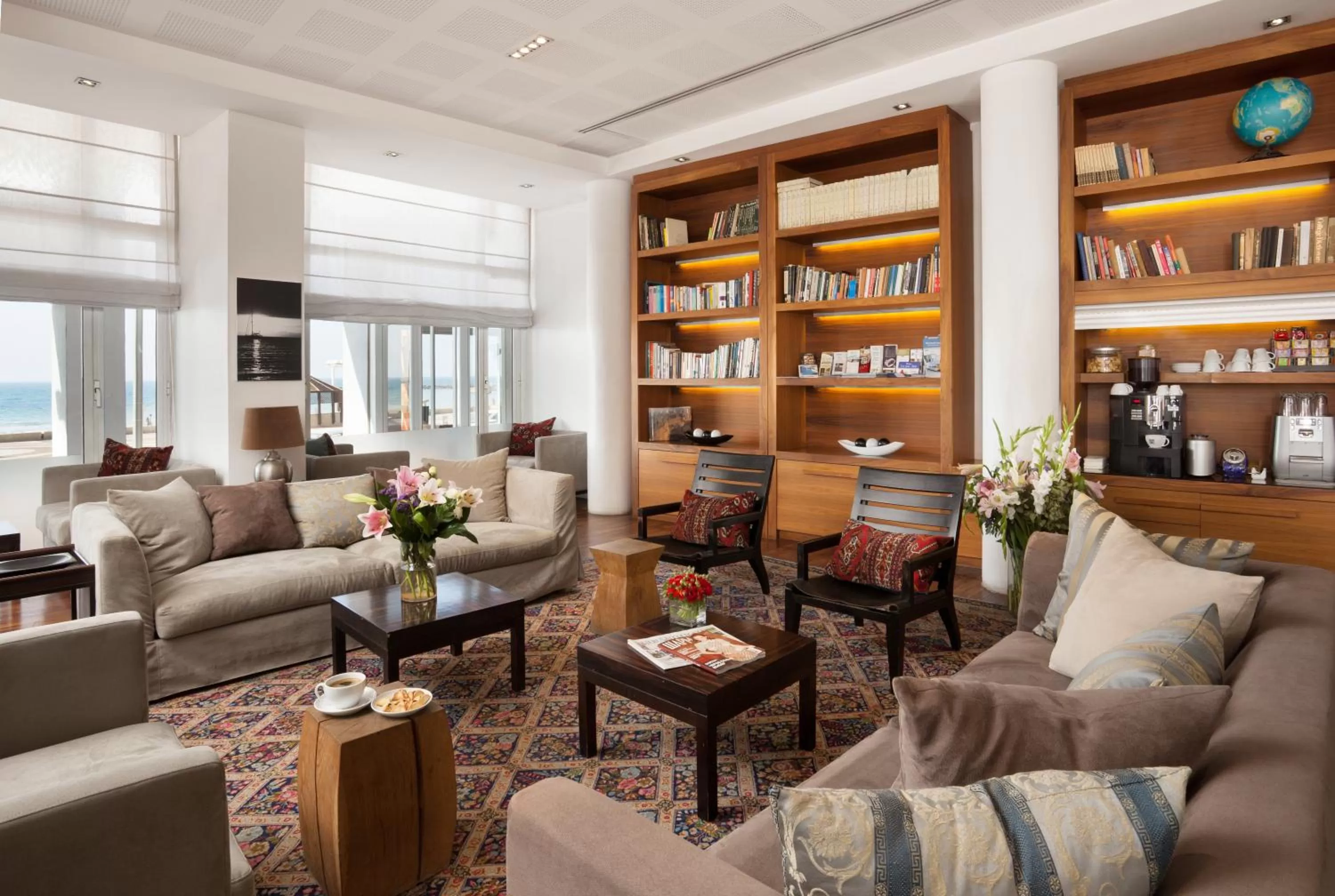 Day in Sea Executive Suites