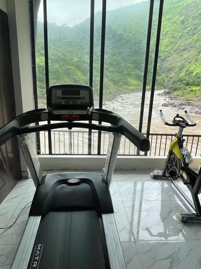 Hotel La Orilla Muzaffarabad