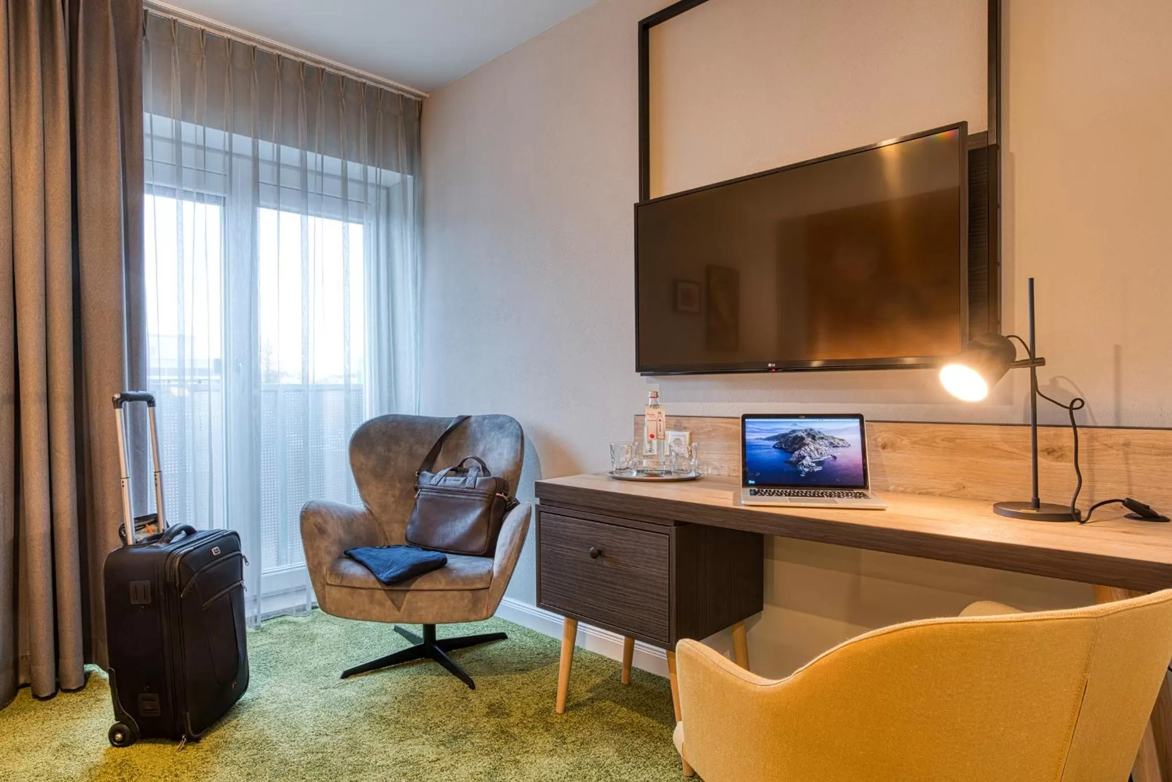 TV and multimedia, TV/Entertainment Center in NYCE Hotel Ingolstadt