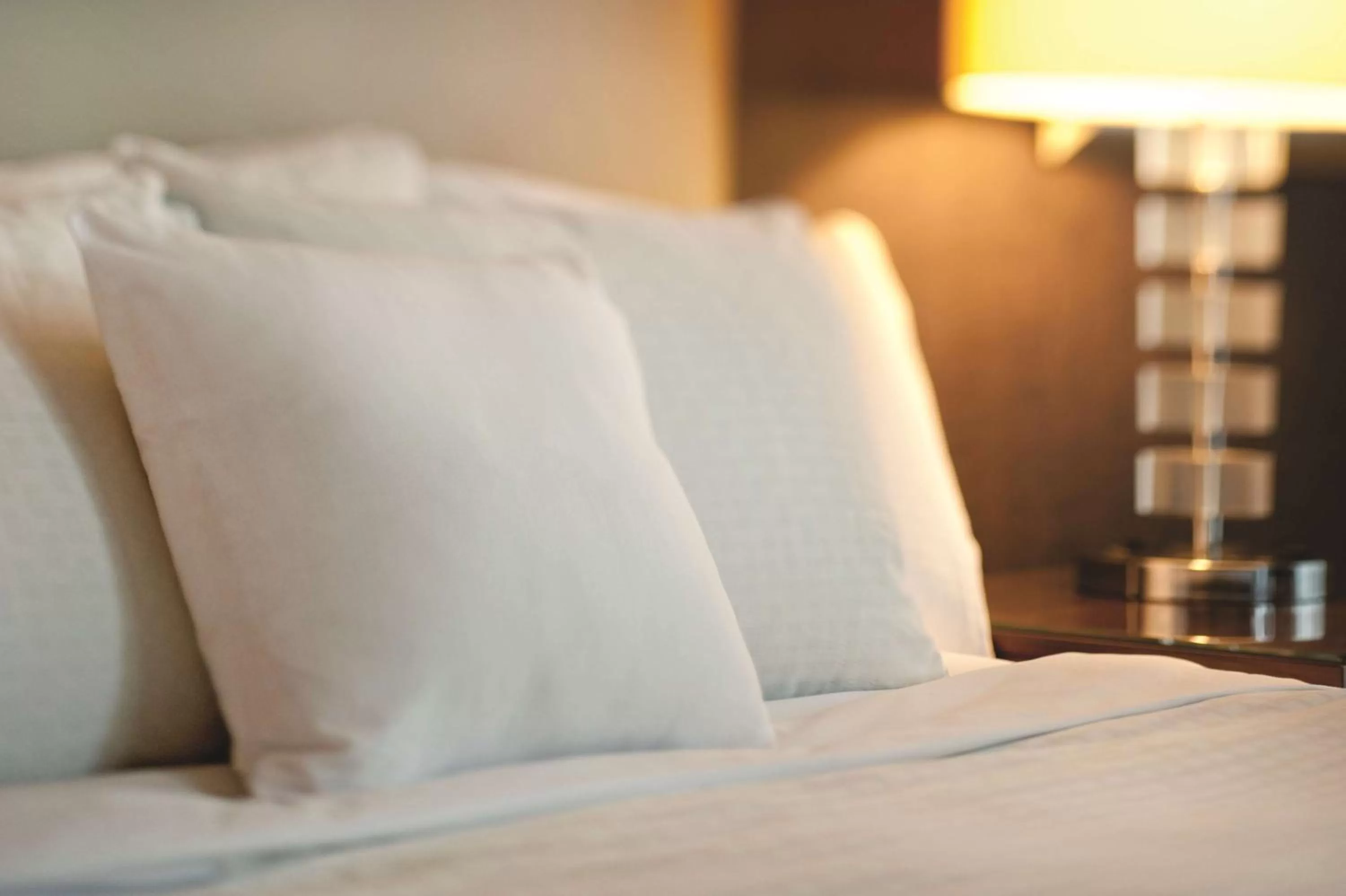 Bed in DoubleTree by Hilton Beijing