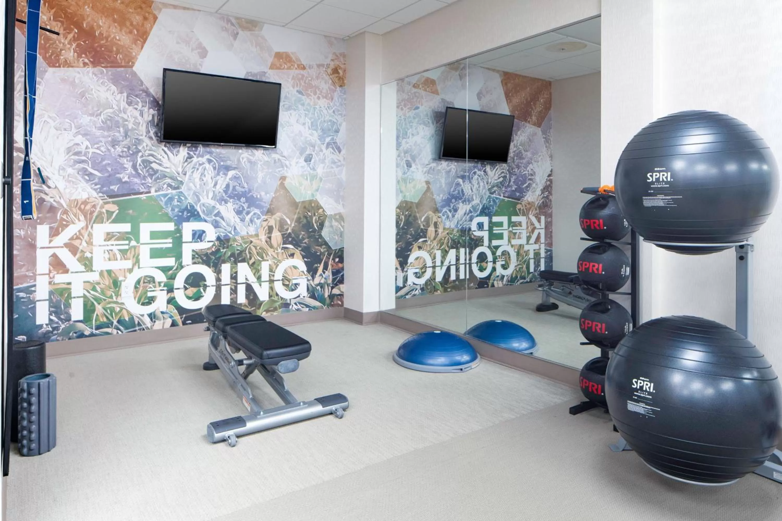 Fitness centre/facilities in SpringHill Suites Winchester