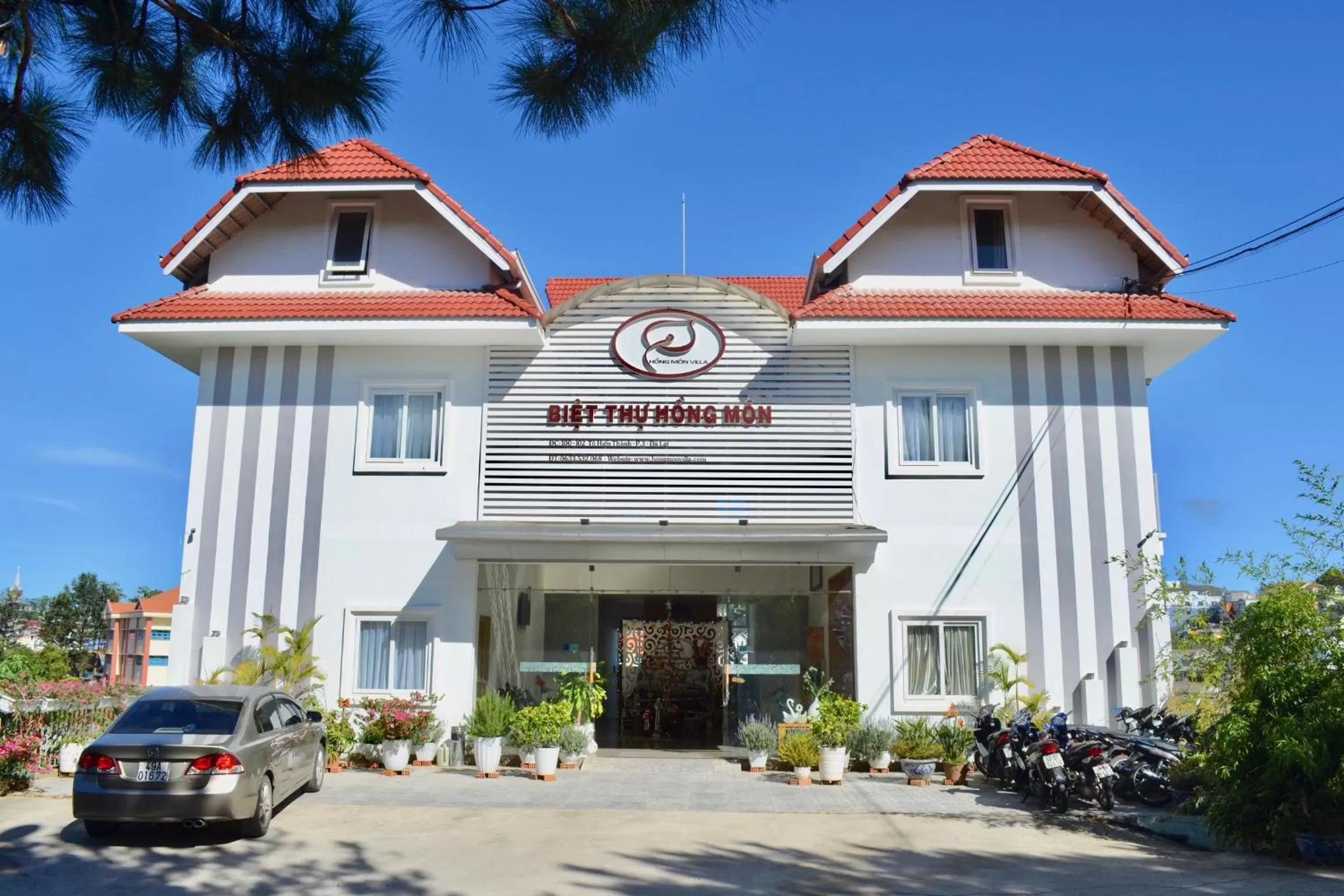 Property building in Hong Mon Villa