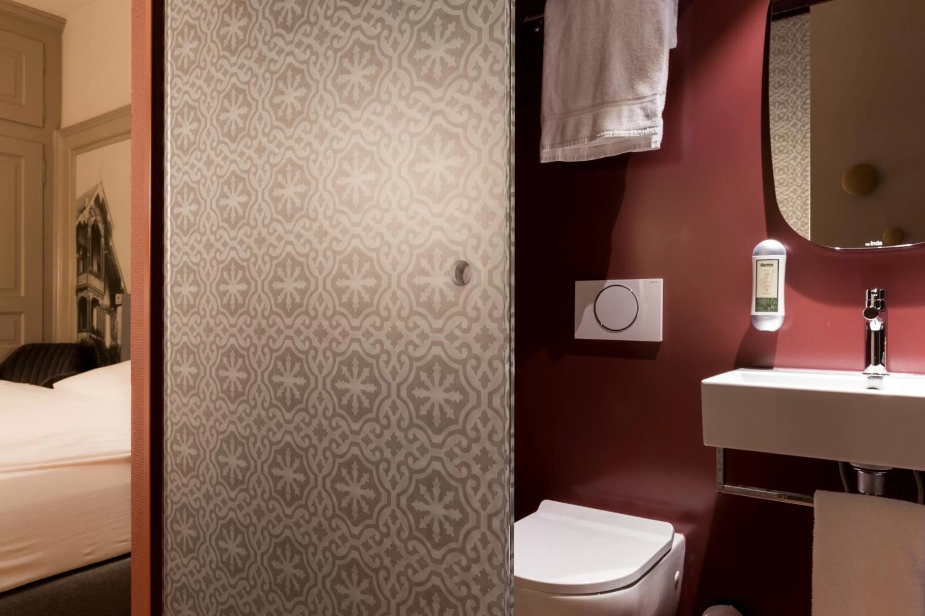 Toilet in Hotel Emmental