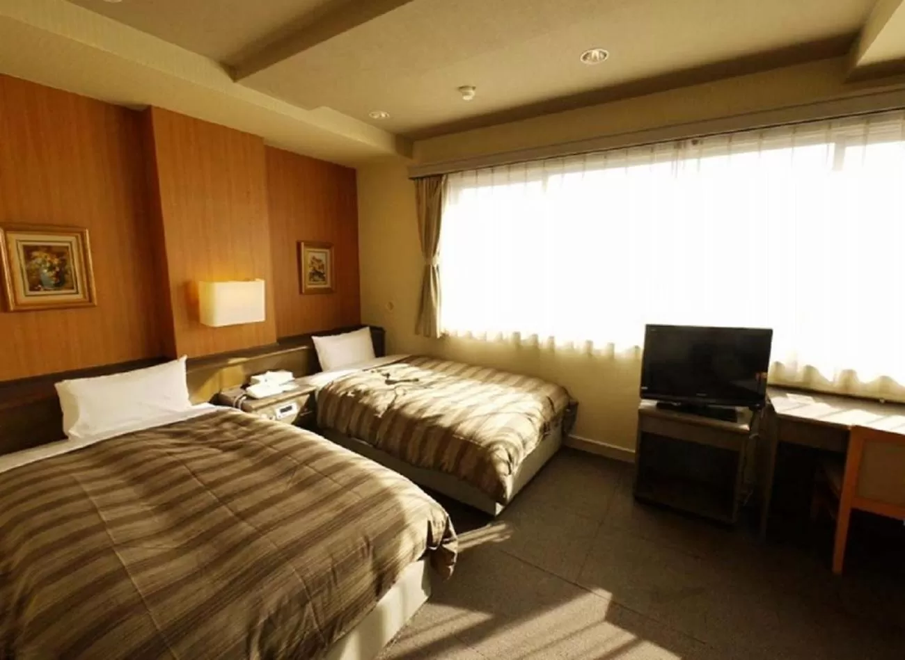 Twin Room - single occupancy - Smoking in Hotel Route-Inn Court Chikuma-Koshoku