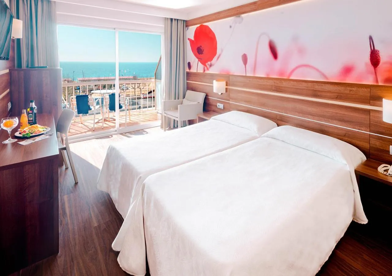 Photo of the whole room, Bed in KAKTUS Hotel Volga