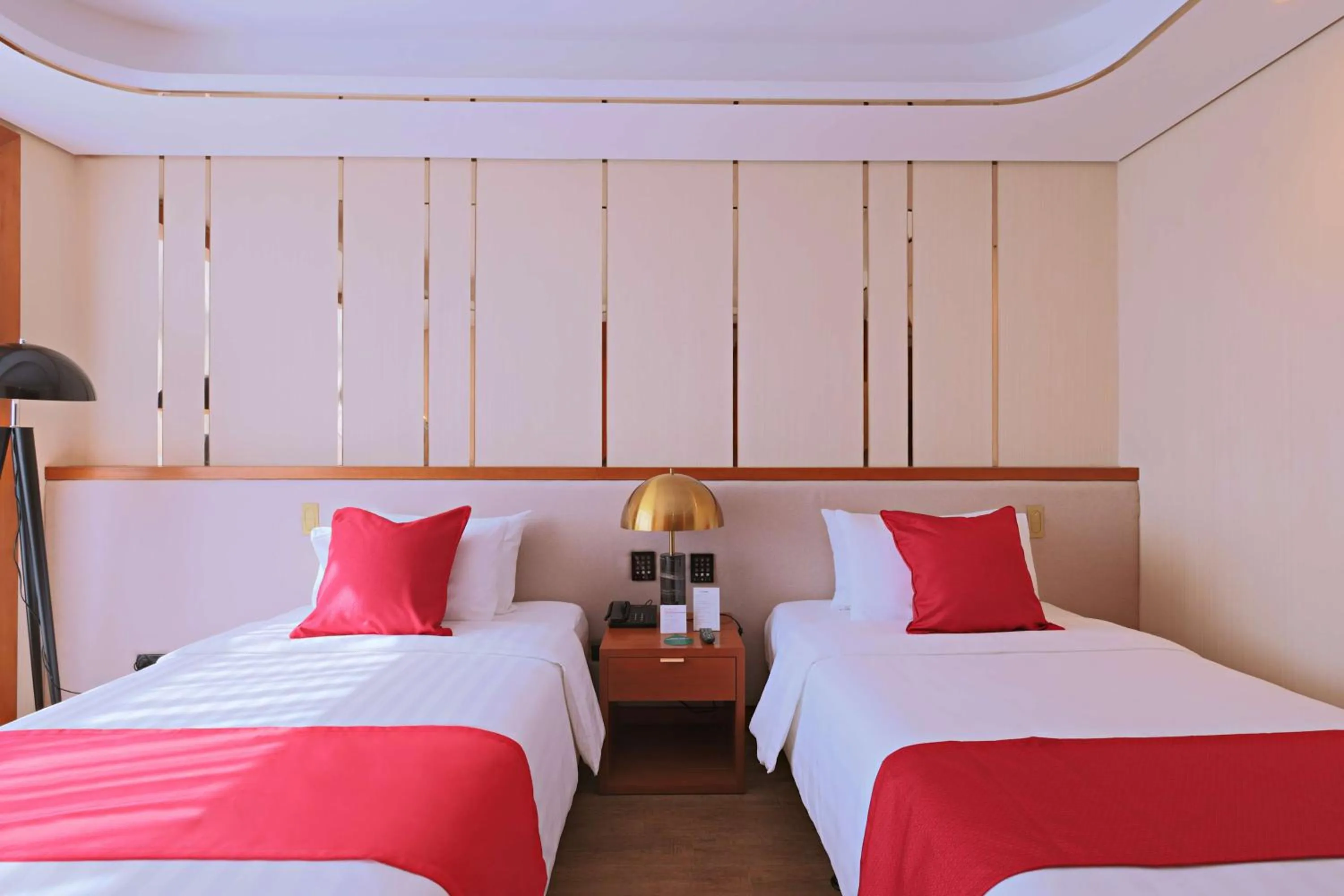 Bedroom, Bed in Best Western Plus Metro Clark