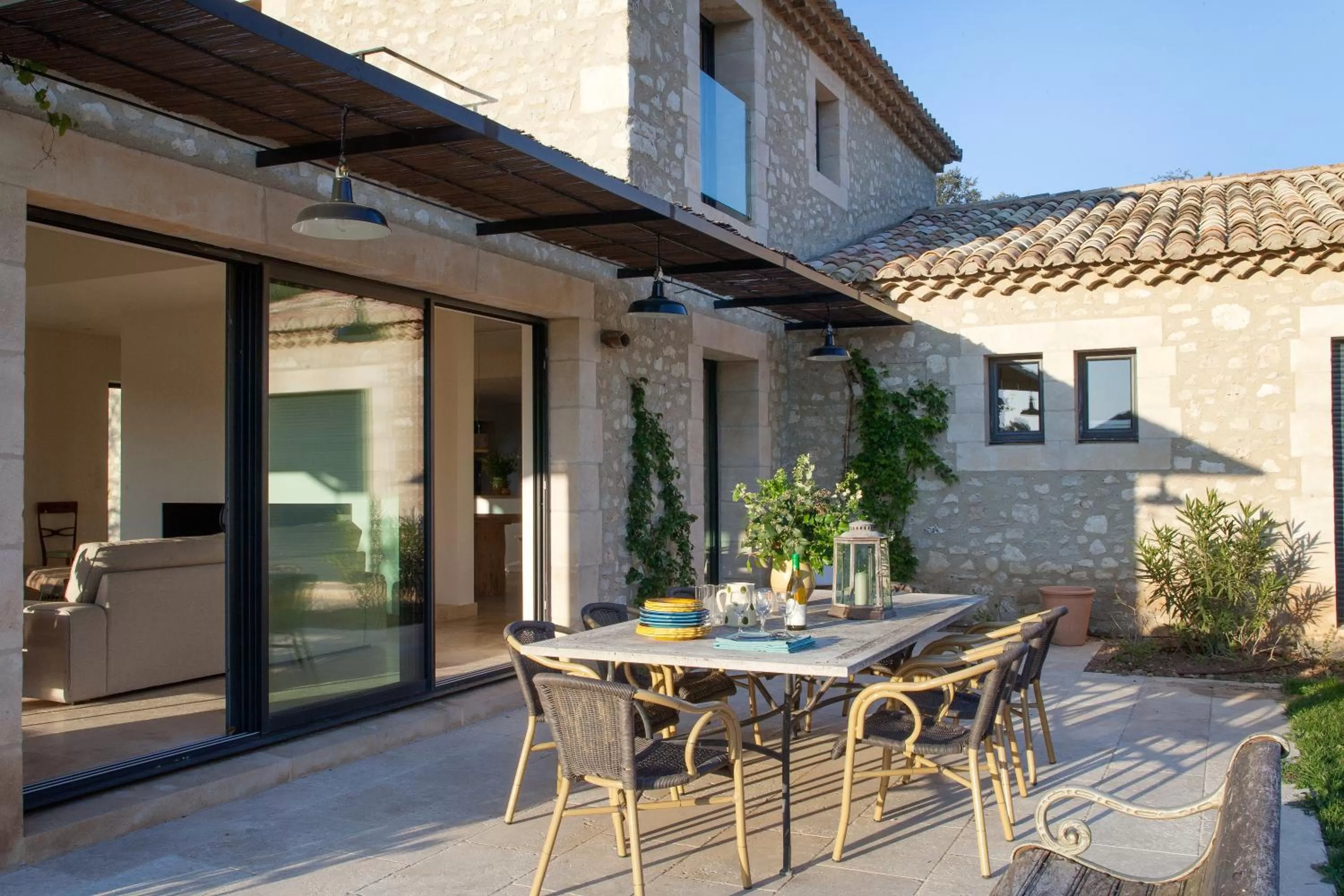 Facade/entrance in Mas Notre Dame