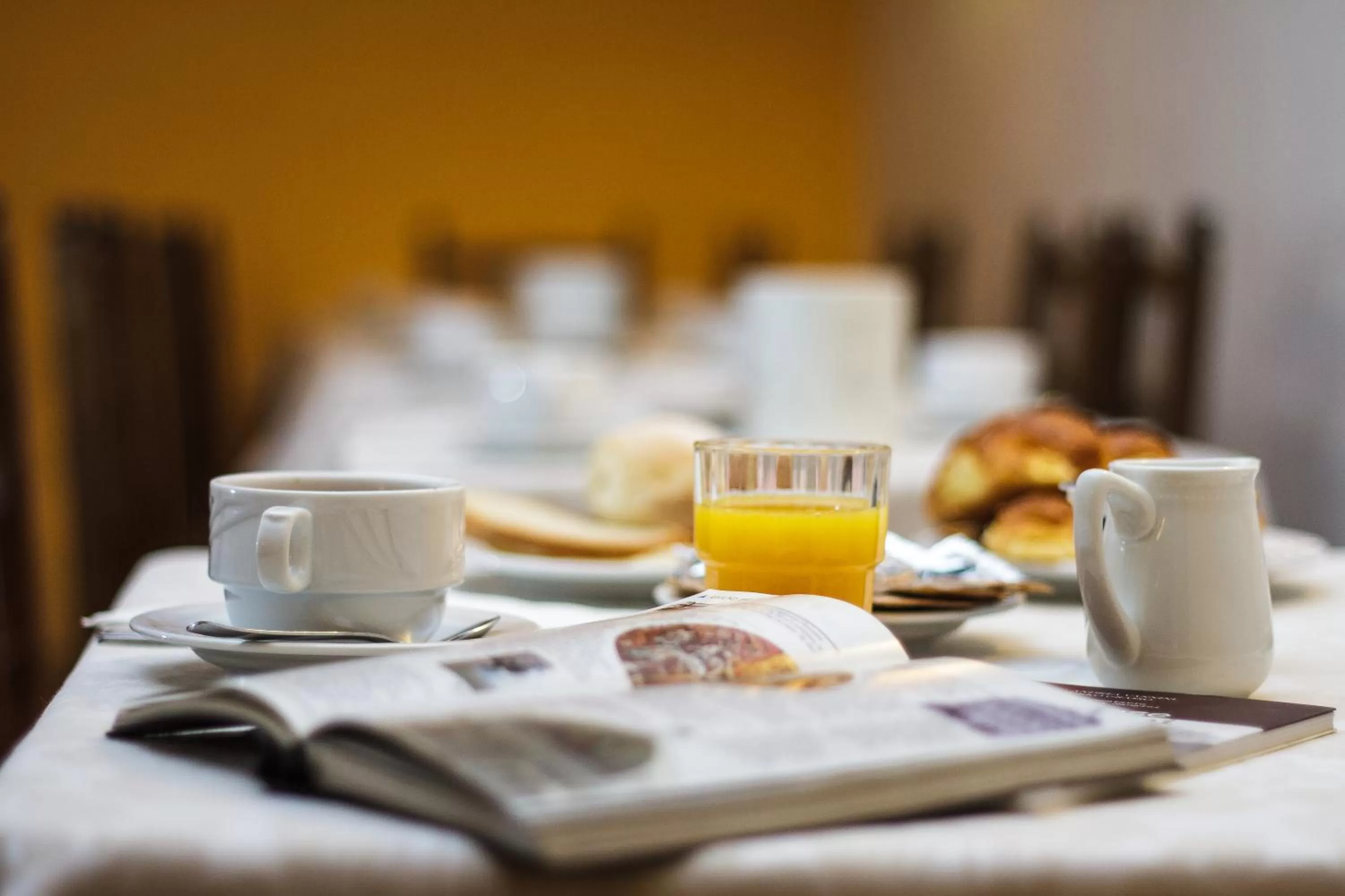 Restaurant/places to eat in Hotel Nizza