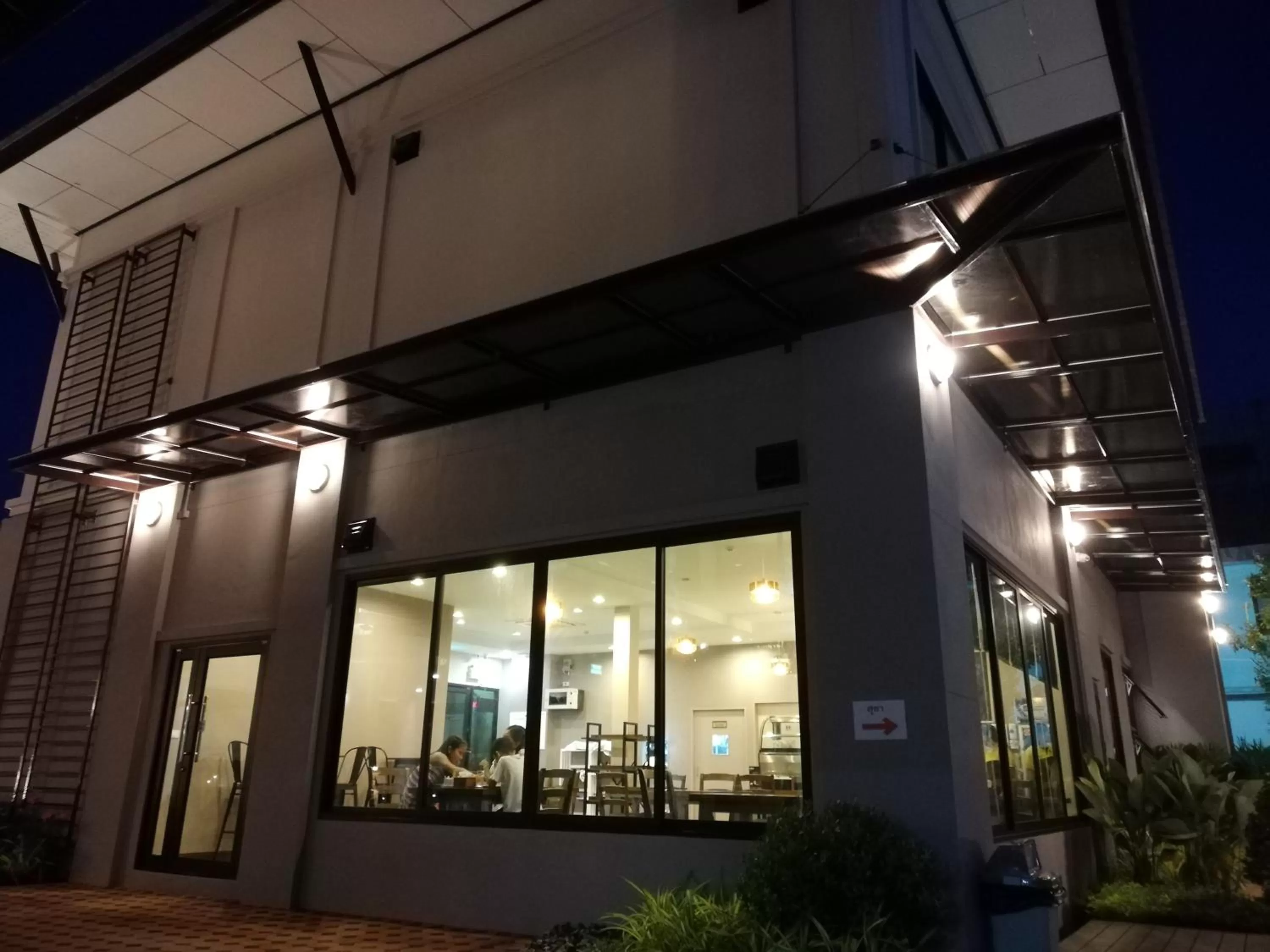 Restaurant/places to eat, Property Building in J.P.GRAND HOTEL