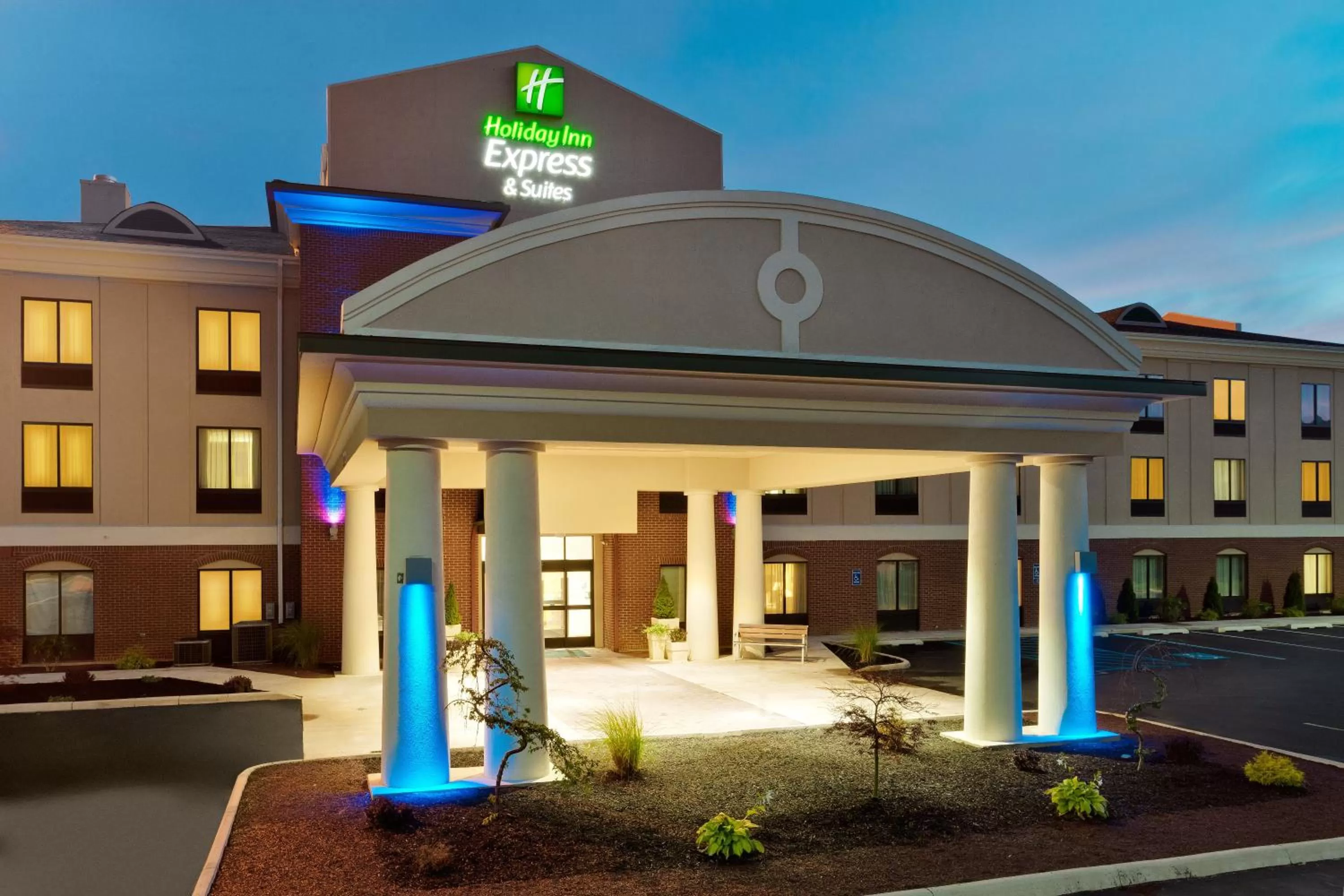 Property building in Holiday Inn Express & Suites White Haven - Poconos by IHG
