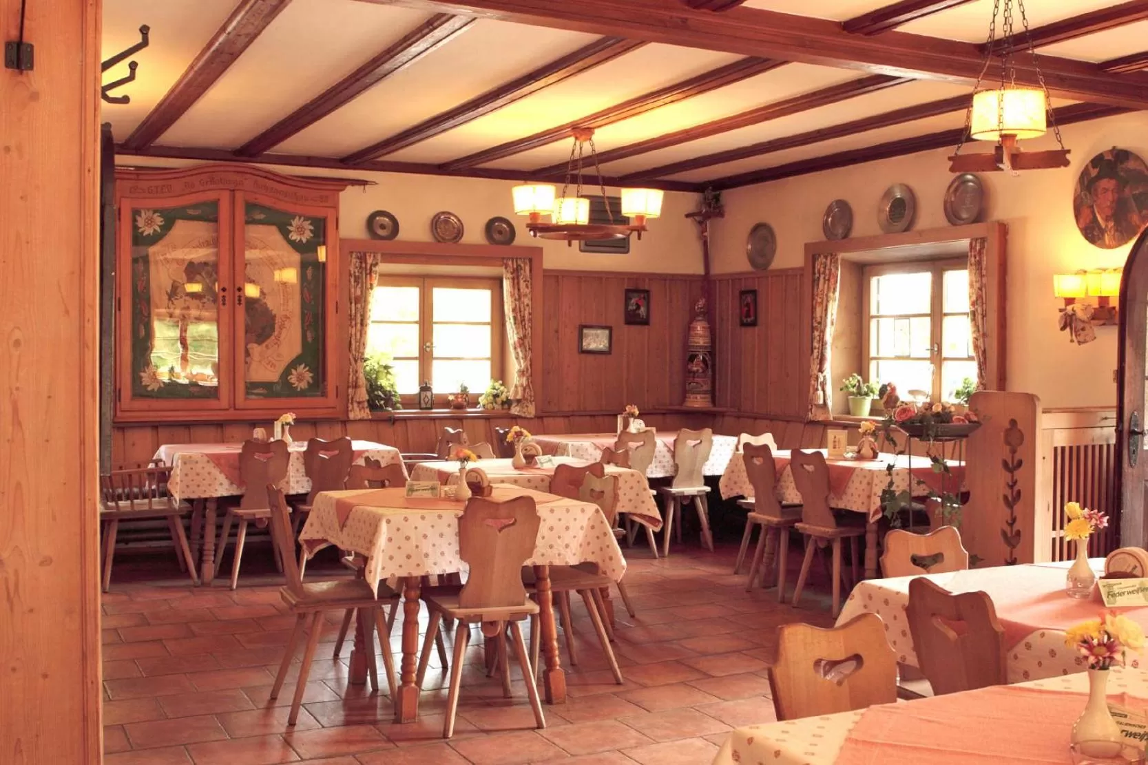 Restaurant/Places to Eat in Gasthof Brucker