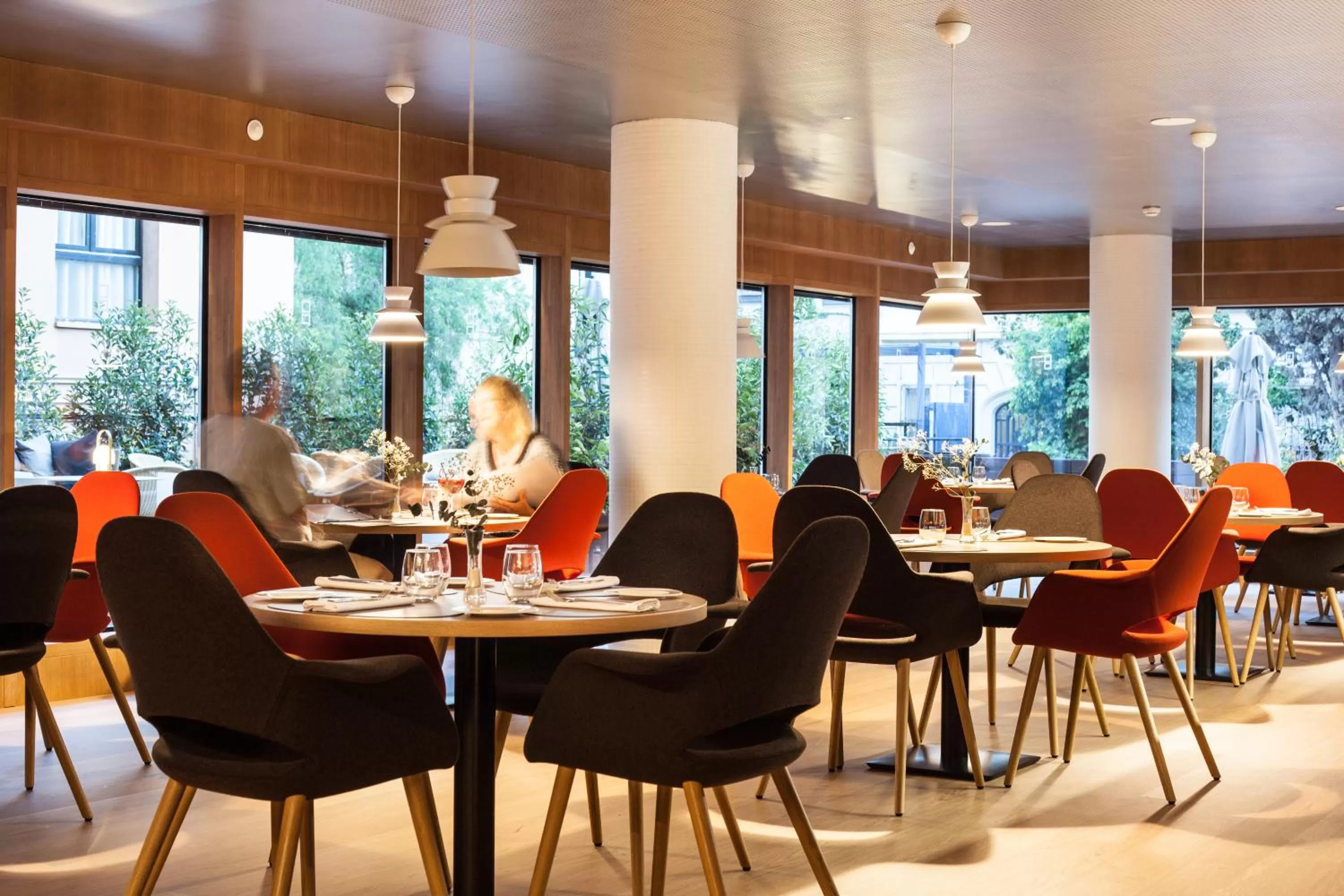 Restaurant/places to eat in Ocean Drive Barcelona