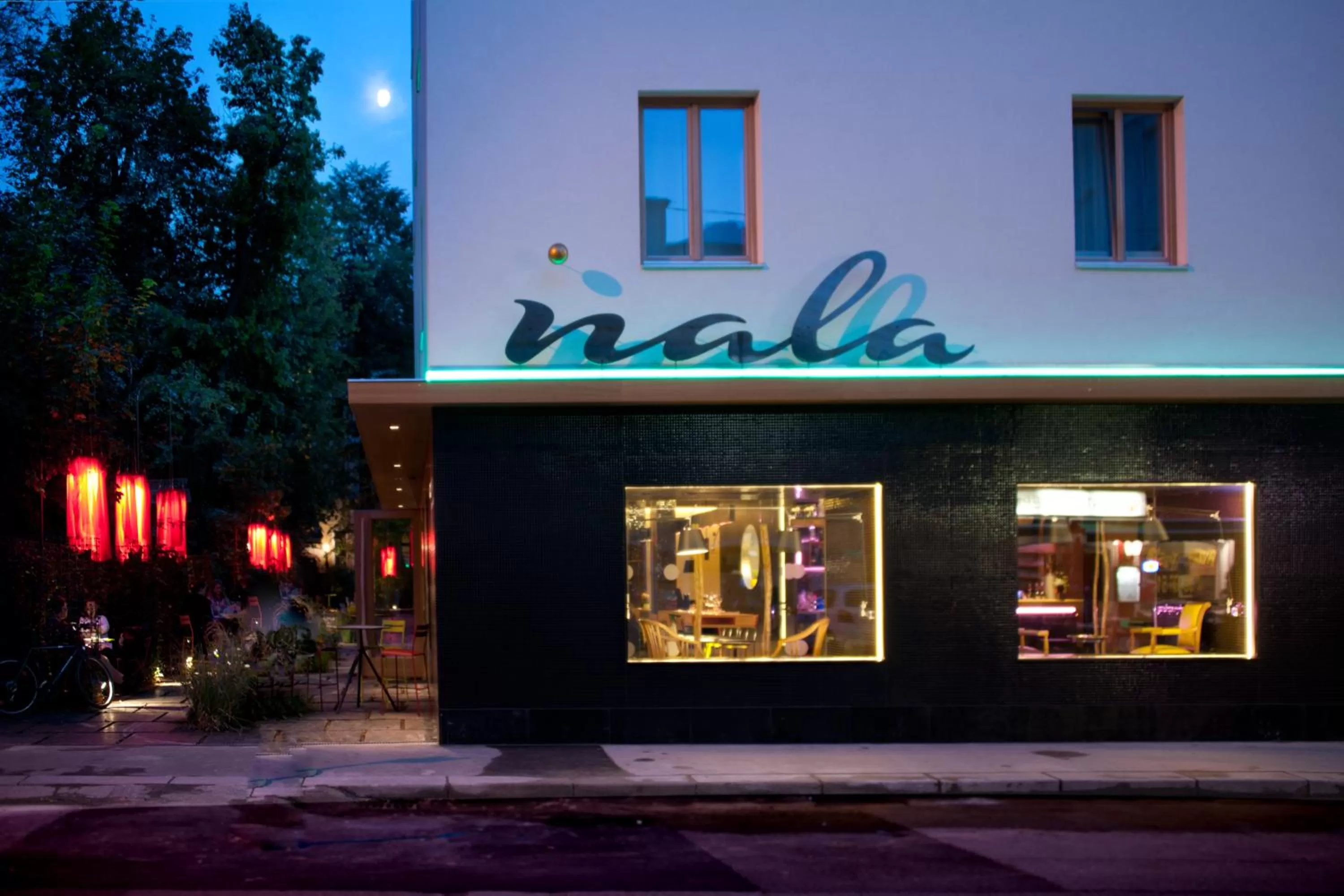 Facade/entrance in Nala Individuellhotel