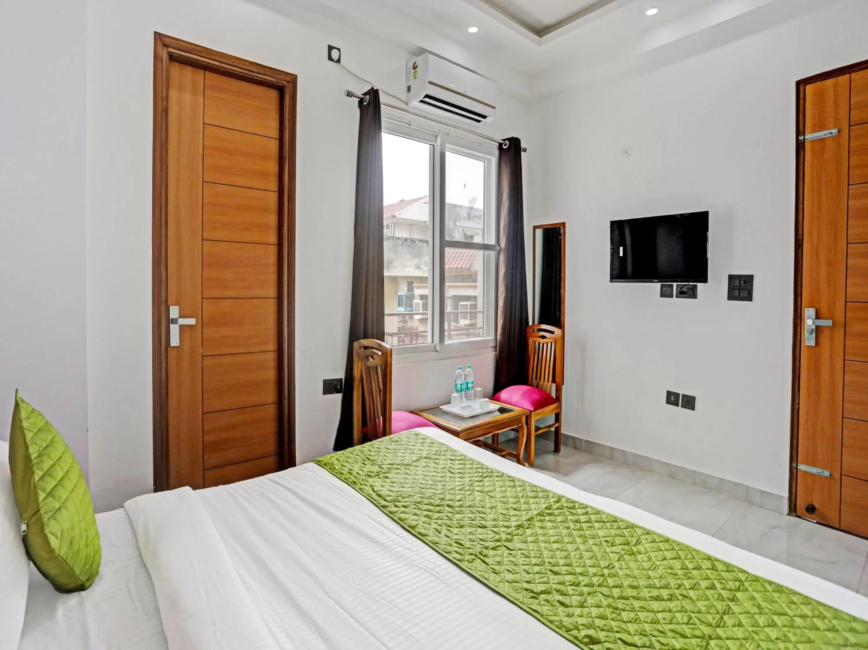 Bedroom, Bed in Hotel Golden Admire - Couple Friendly Hotel Noida Sector - 56