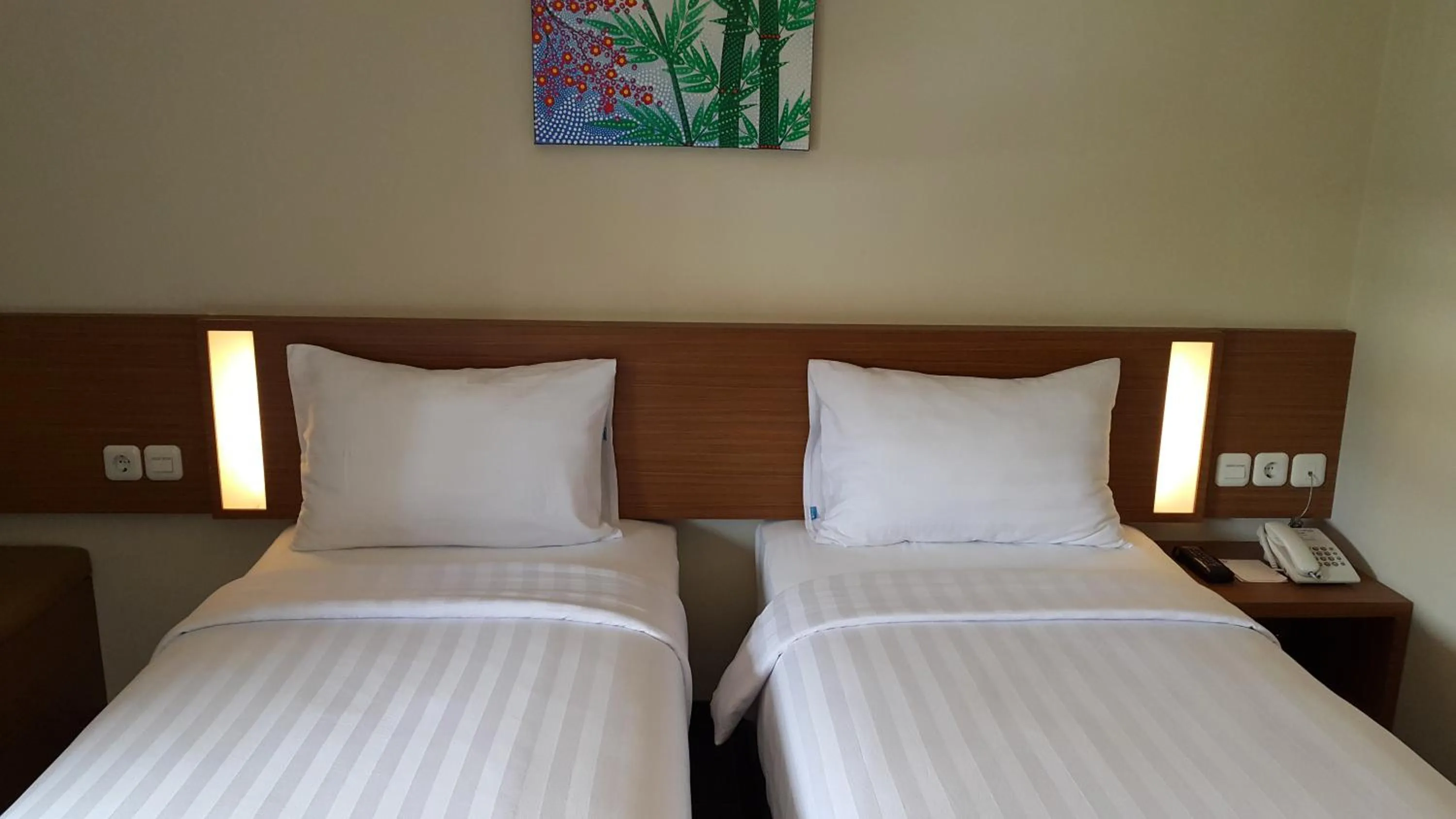 Bed in BIZ HOTEL City Center