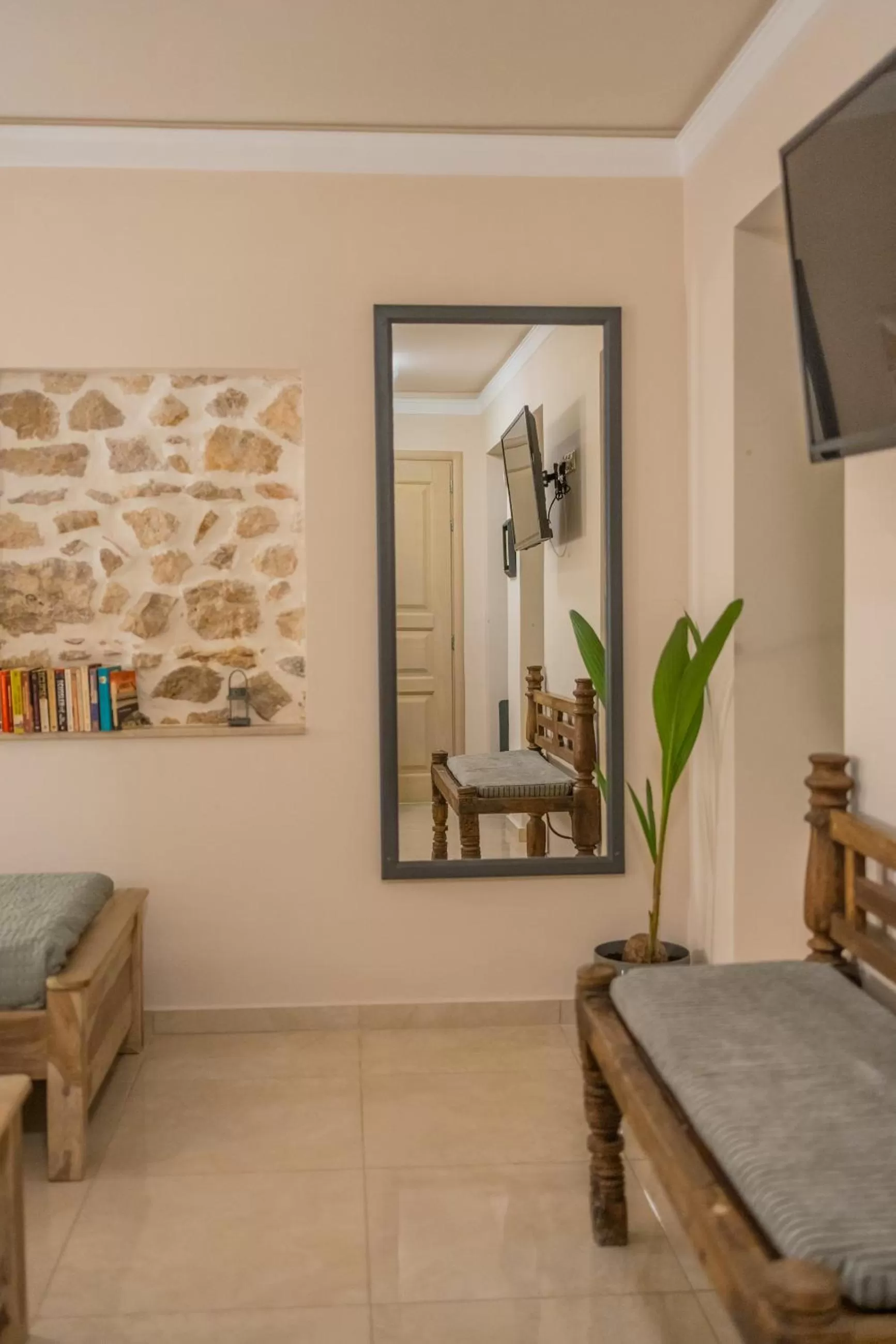 The Stone Manor , Noho boutique hotel Thissio