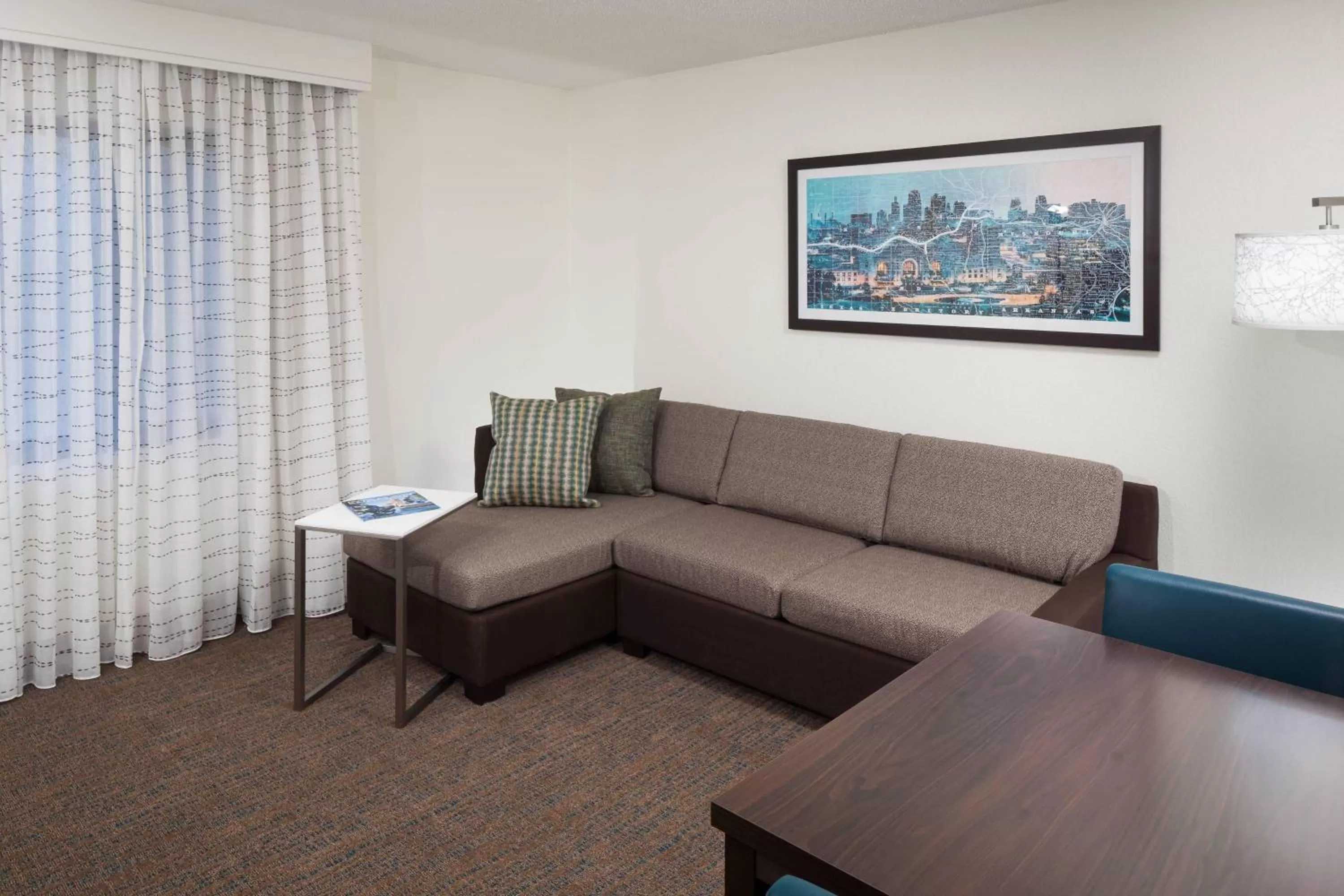 1 Bedroom Suite, 1 Queen, Sofa bed, Outside Entrance in Residence Inn Kansas City Country Club Plaza