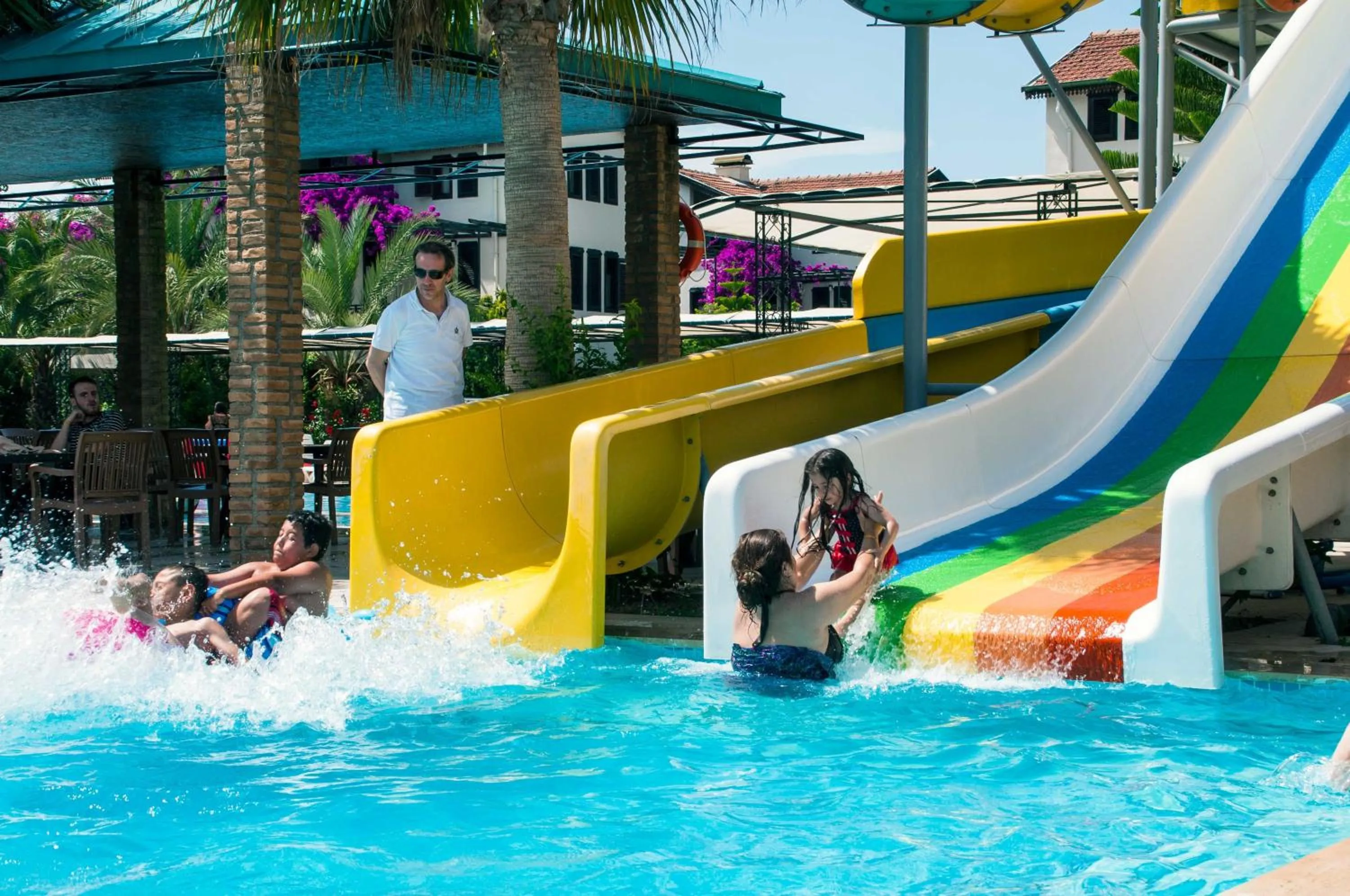 Swimming pool in Belkon Hotel