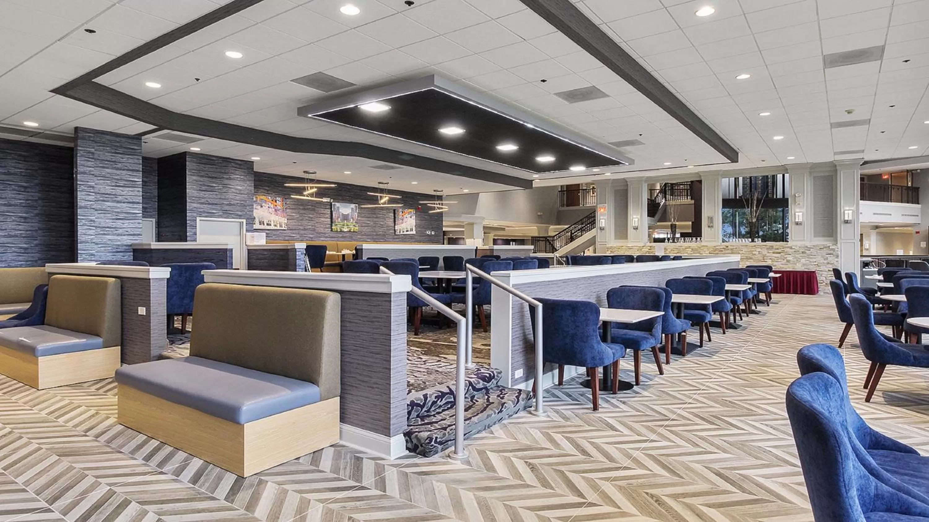 Restaurant/places to eat in Holiday Inn Chicago Nw Crystal Lk Conv Ctr by IHG