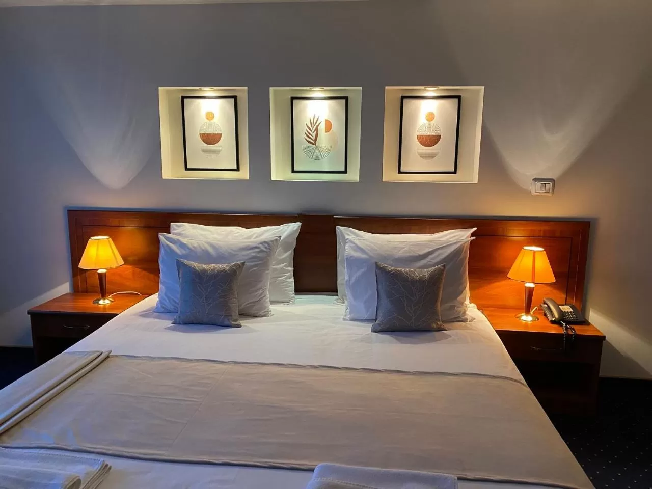 Bed in Hotel Excelsior By TimHotels