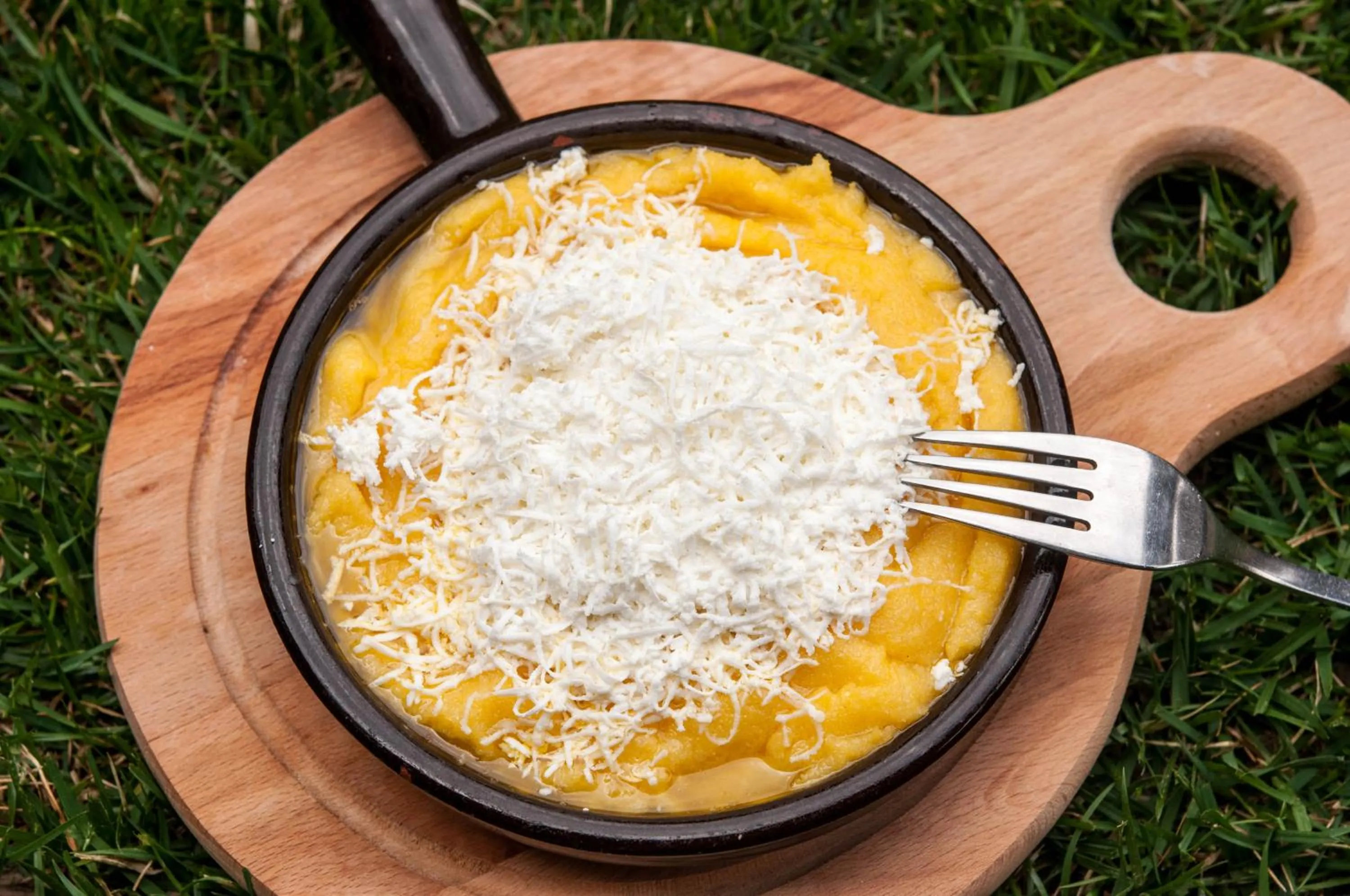 Restaurant/places to eat in SPA Hotel Ismena