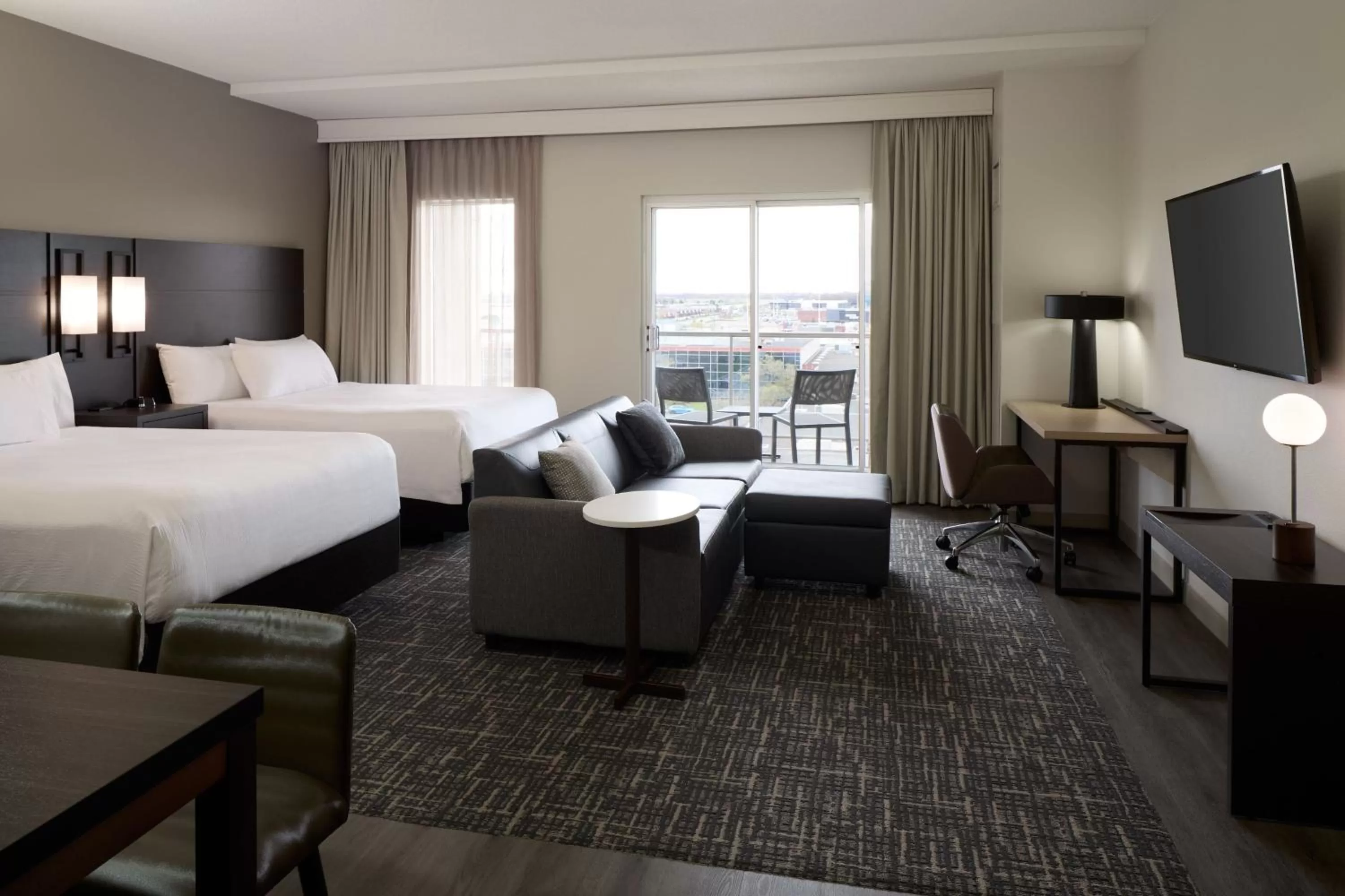 Photo of the whole room, Bed in Residence Inn by Marriott Montreal Airport