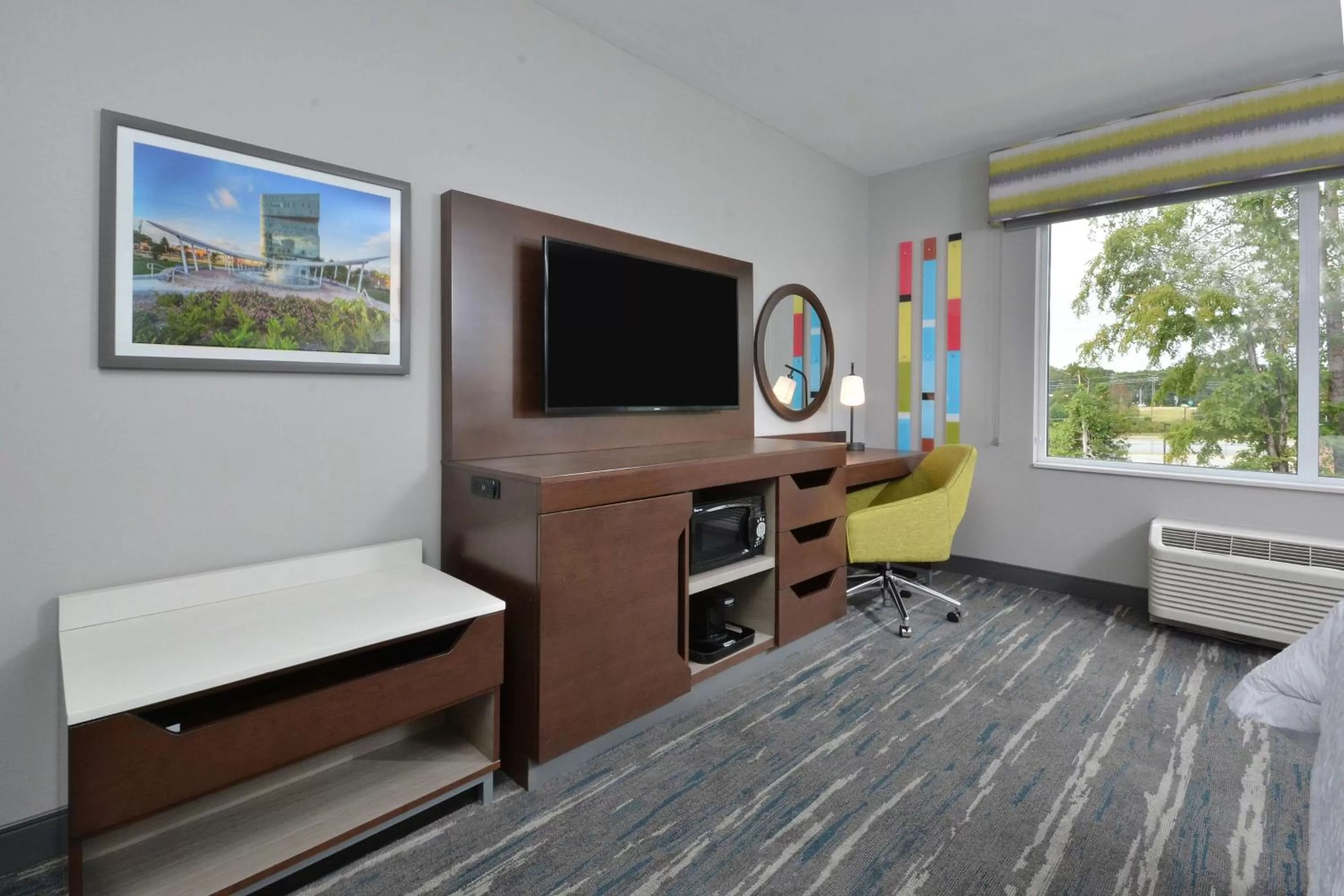 Bedroom, Bed in Hampton Inn & Suites Charlotte North I 485