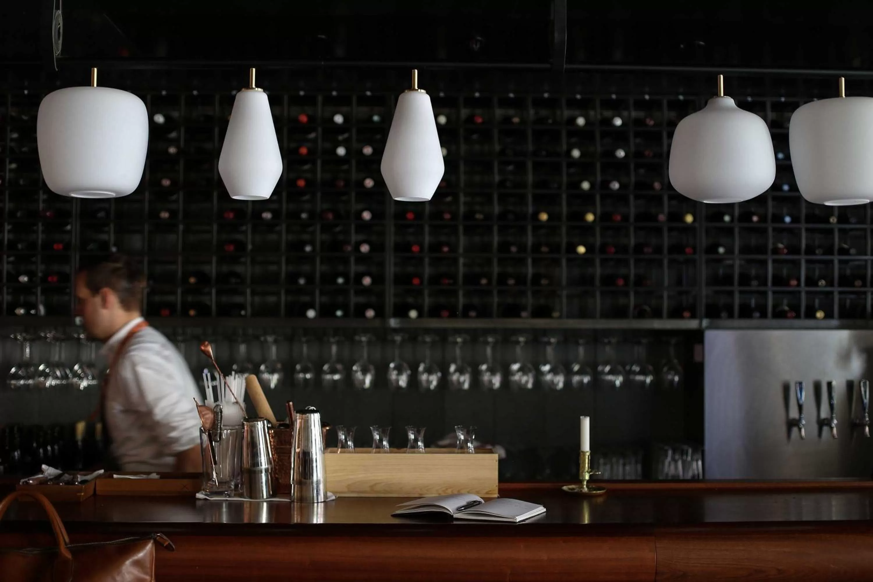 Restaurant/places to eat in At Six