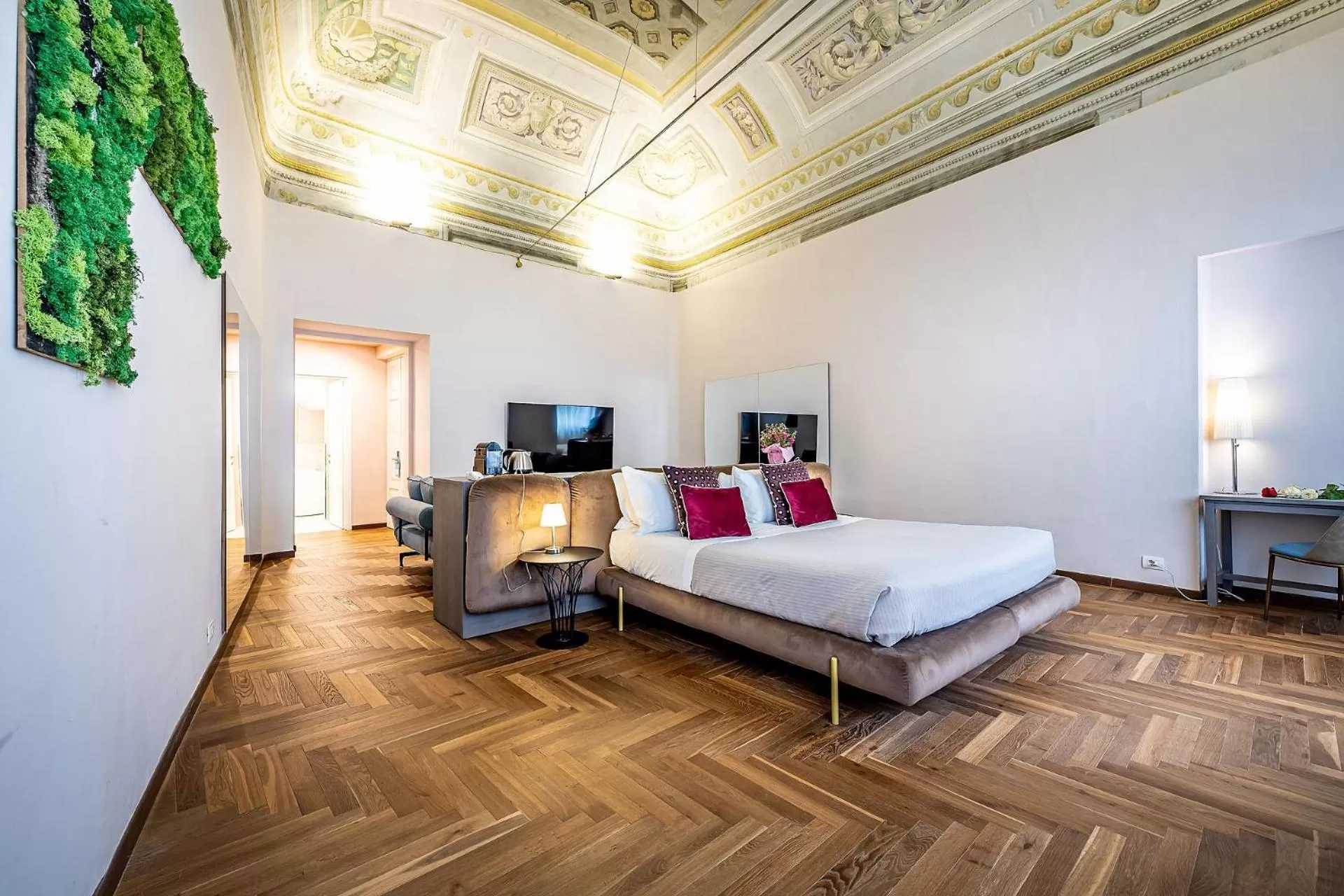 Bedroom, Bed in Hotel La Scaletta al Ponte Vecchio