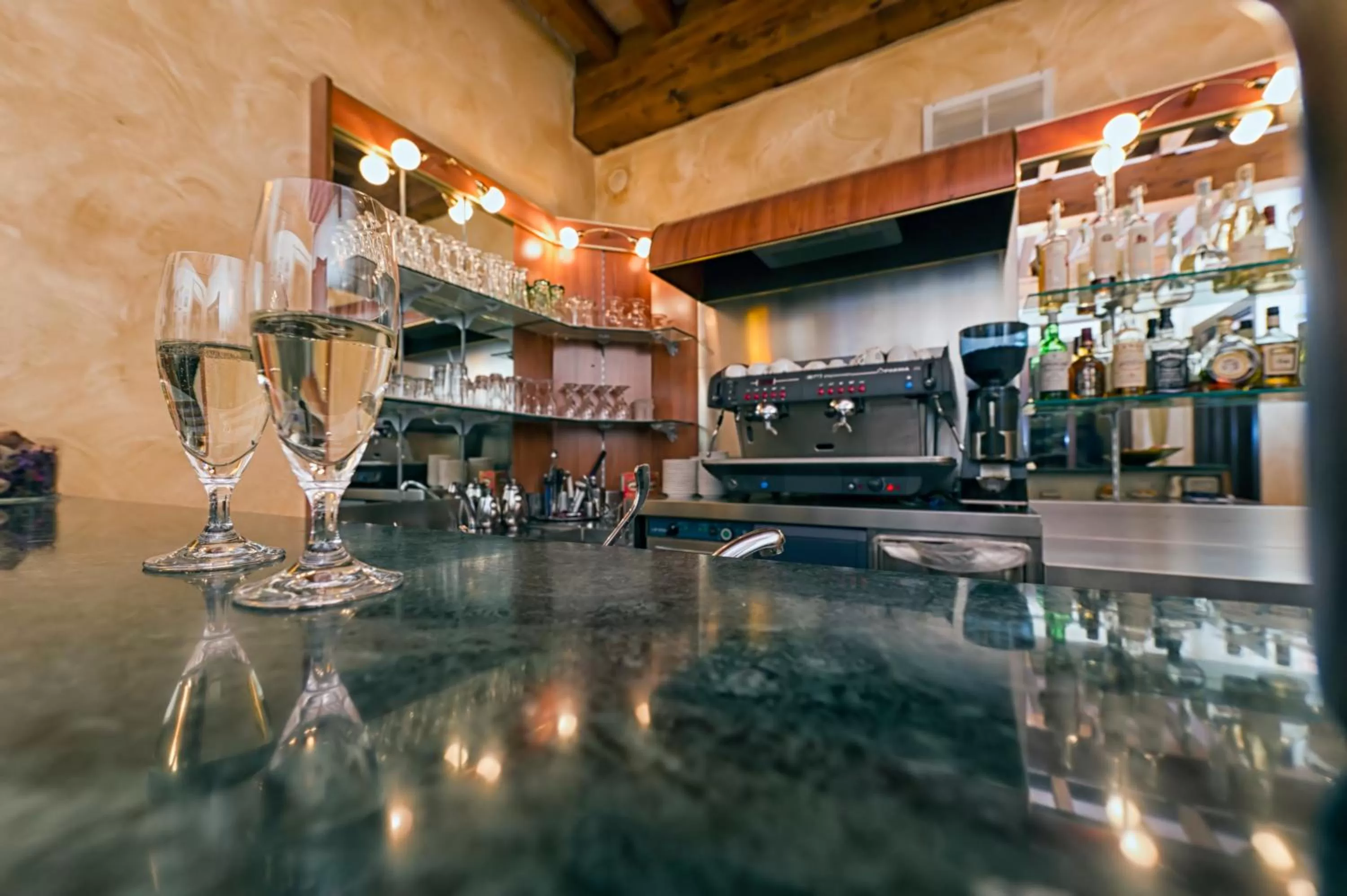 Lounge or bar in Best Western Plus Hotel Le Rondini