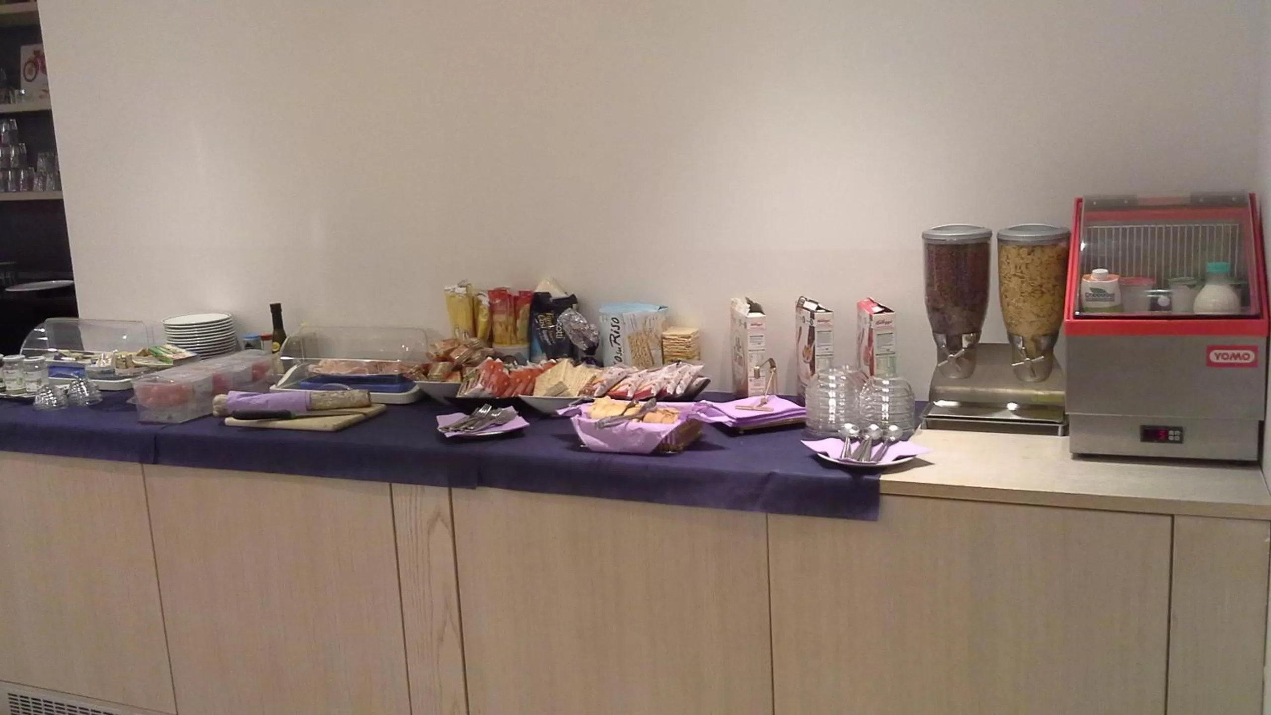 Food and drinks in Hotel Lux