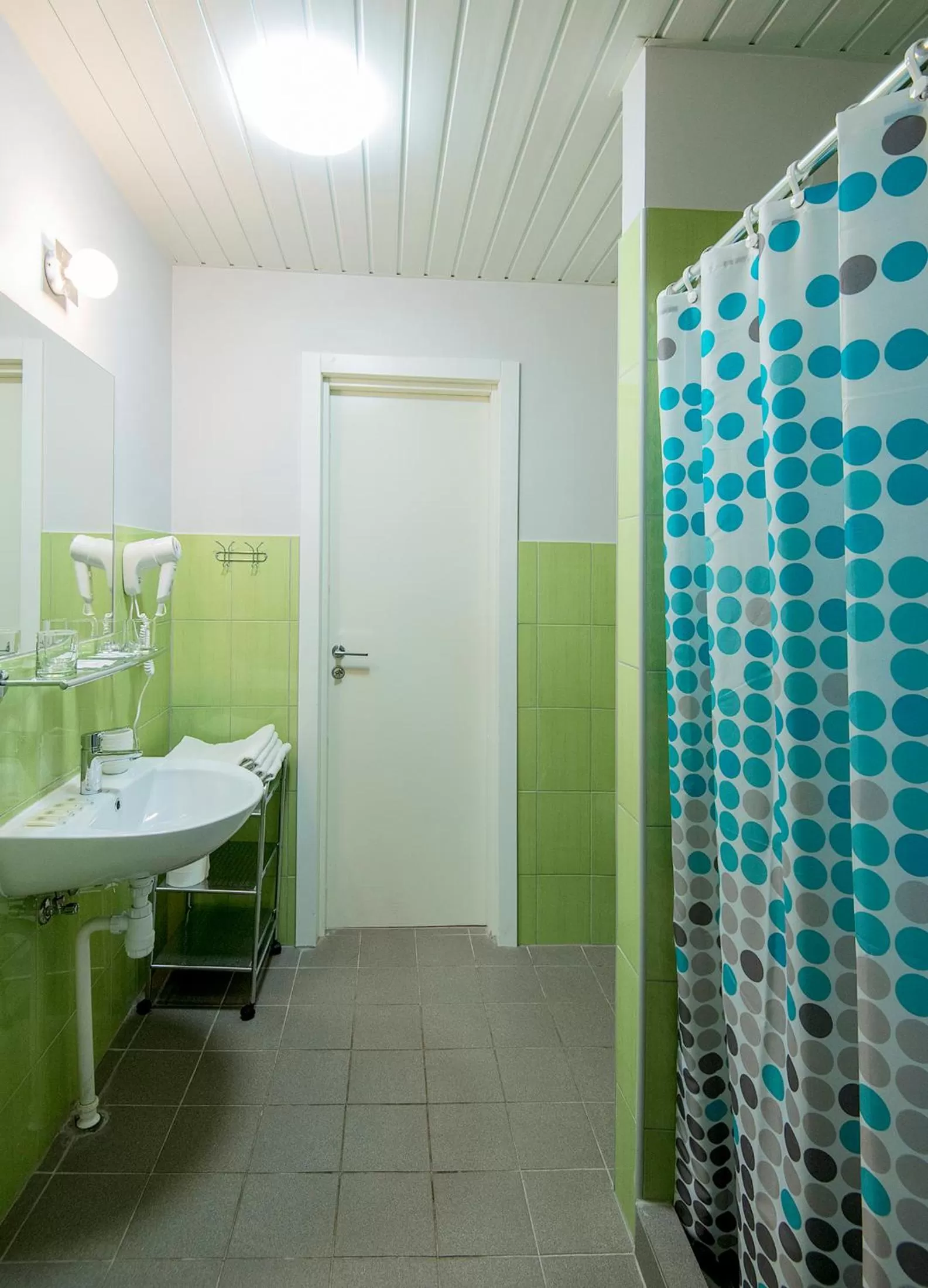 Shower in Hotel Mezaparks