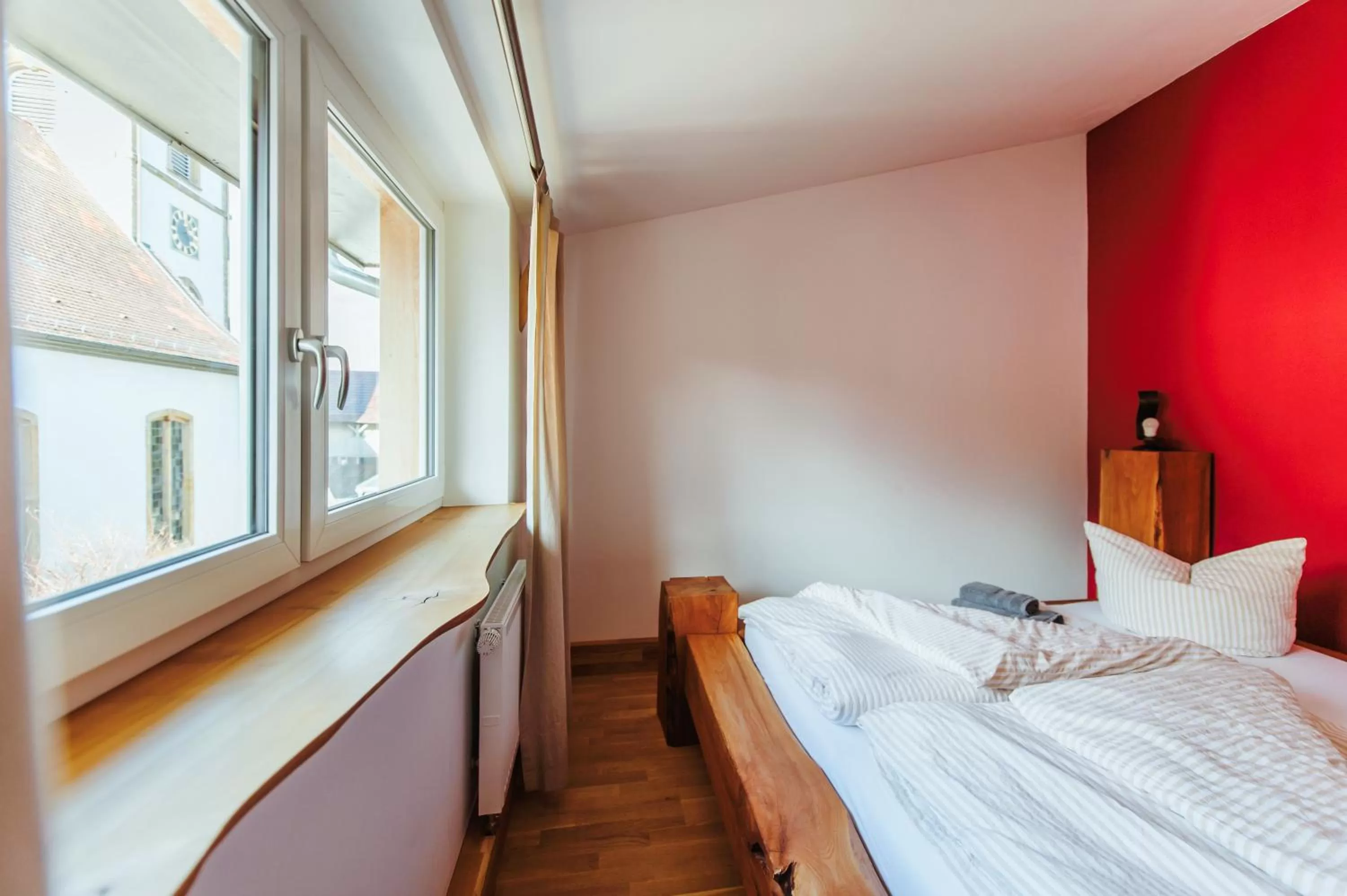 Property building, Bed in Alte Kass Hotel & Kaffeehaus