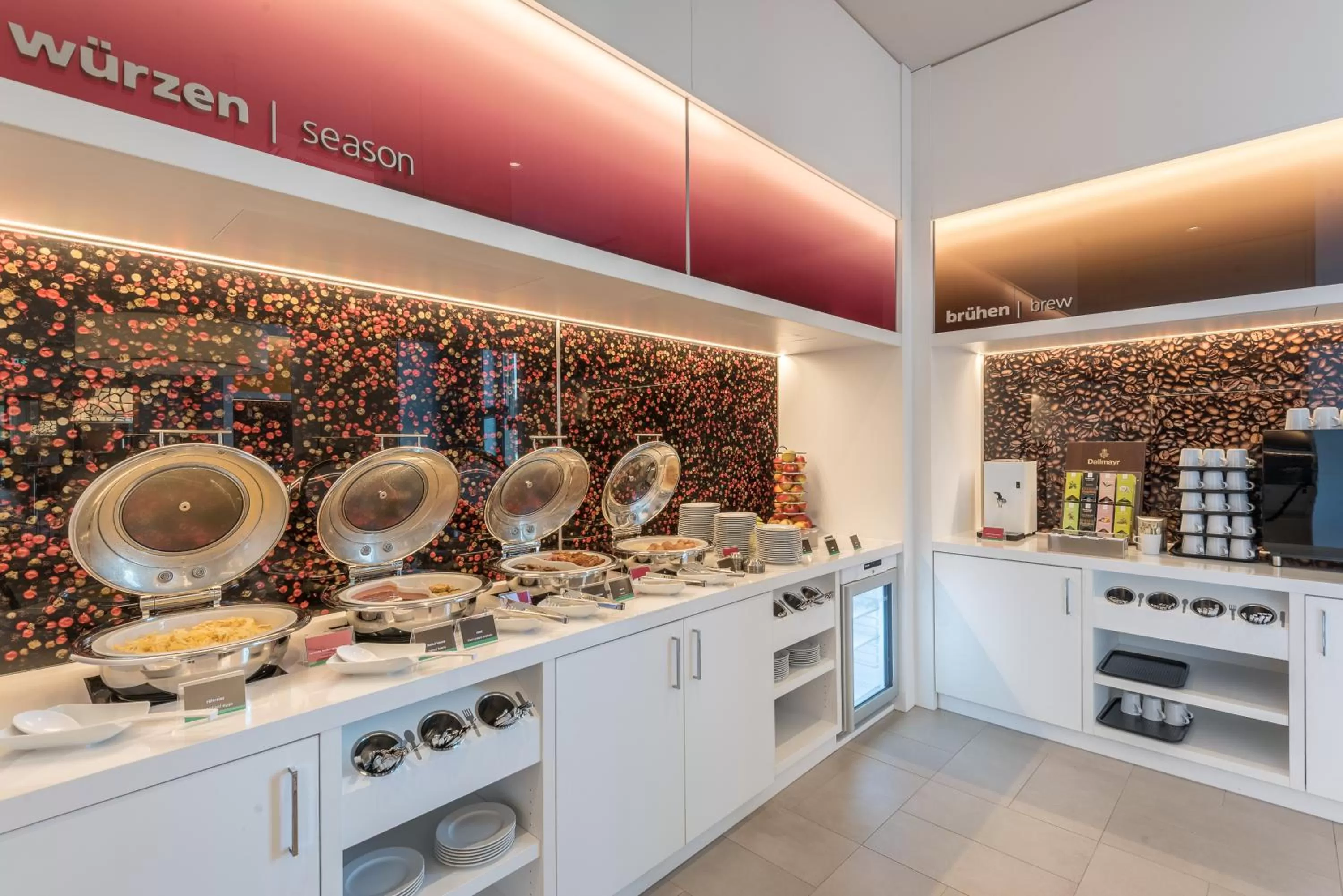 Breakfast in Hampton By Hilton Freiburg