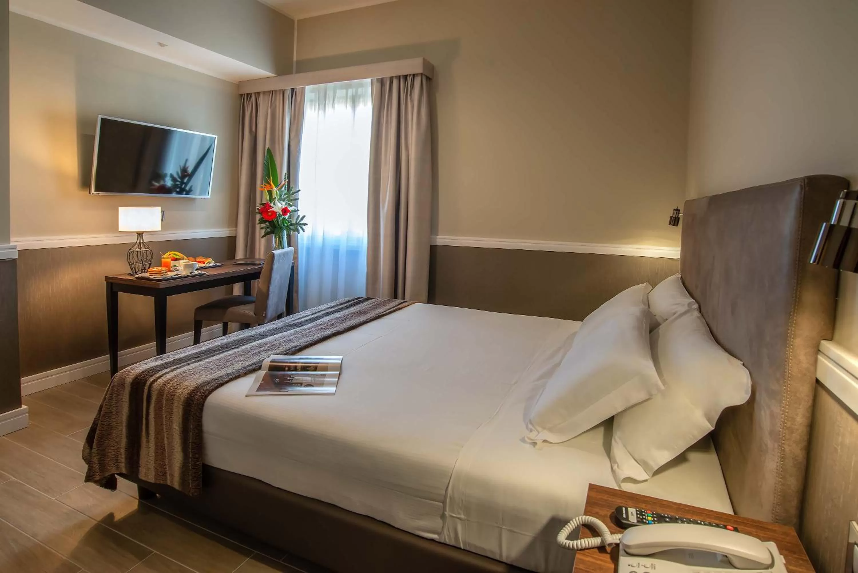 Photo of the whole room, Bed in Fragrance Hotel St. Peter