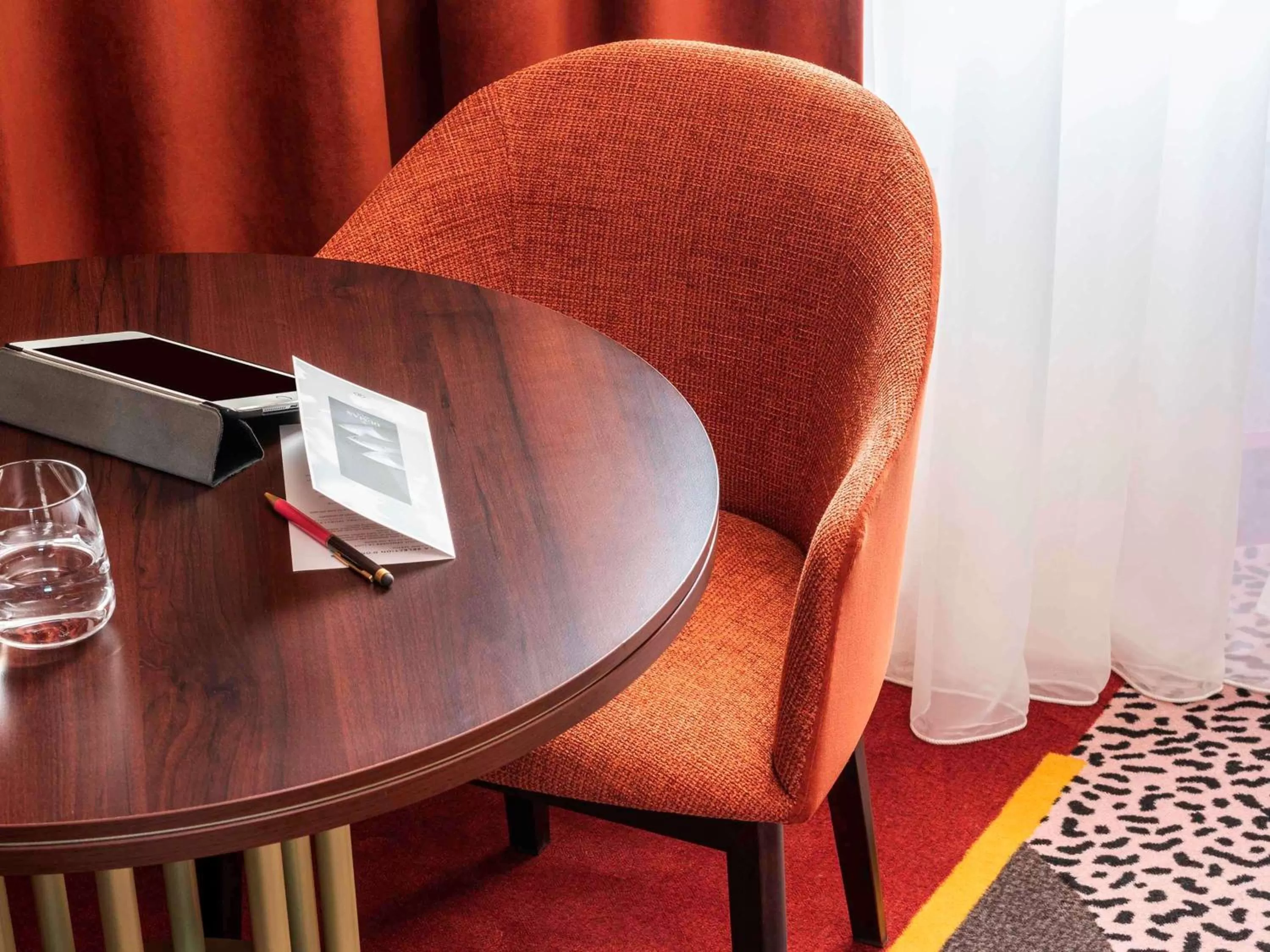 Photo of the whole room in Nest Hotel Paris la Défense - MGallery Collection