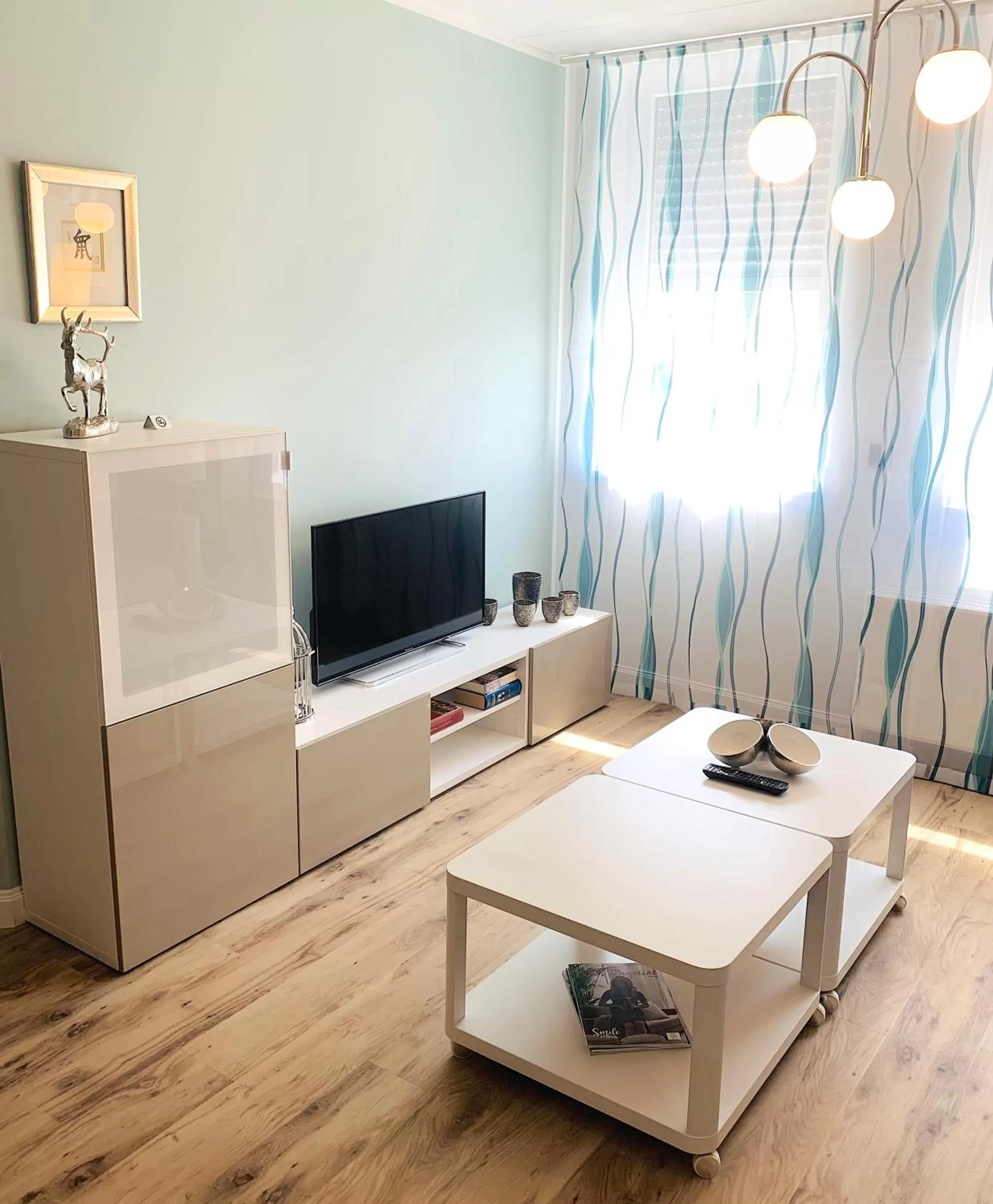 TV/Entertainment Center in BESOTEL Mettmann