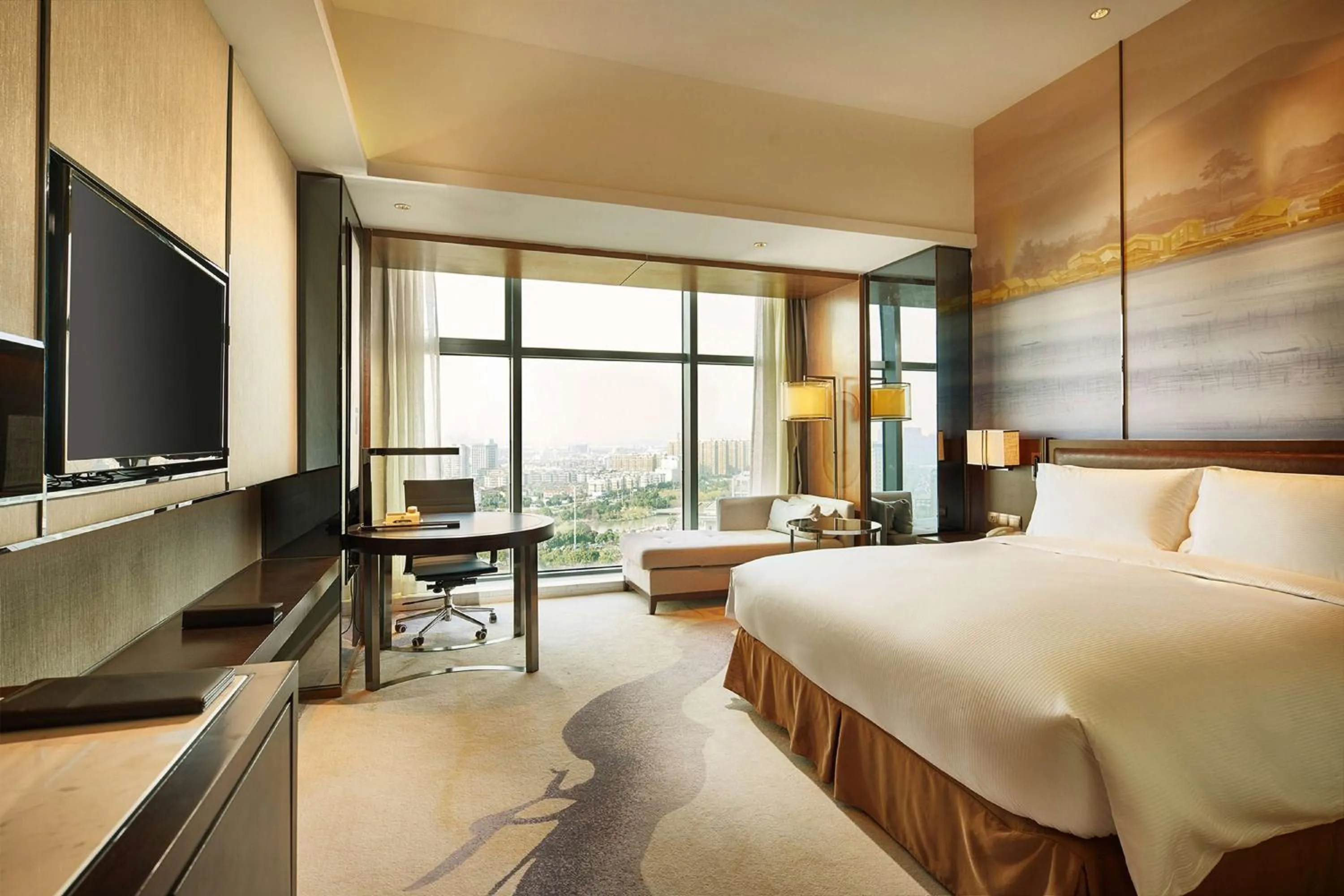 Bedroom, Bed in DoubleTree By Hilton Ningbo Beilun