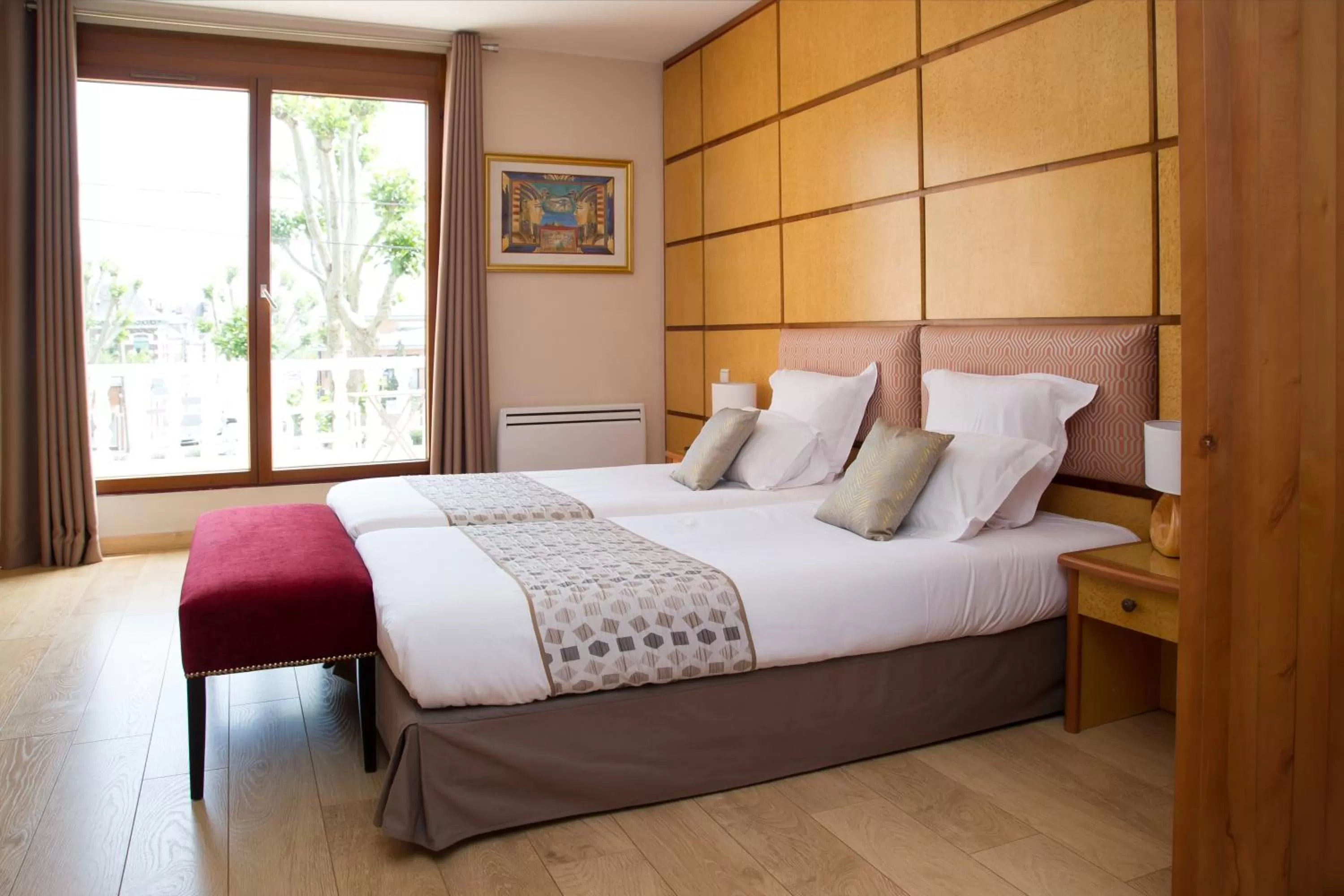 Photo of the whole room, Bed in Hotel Eden