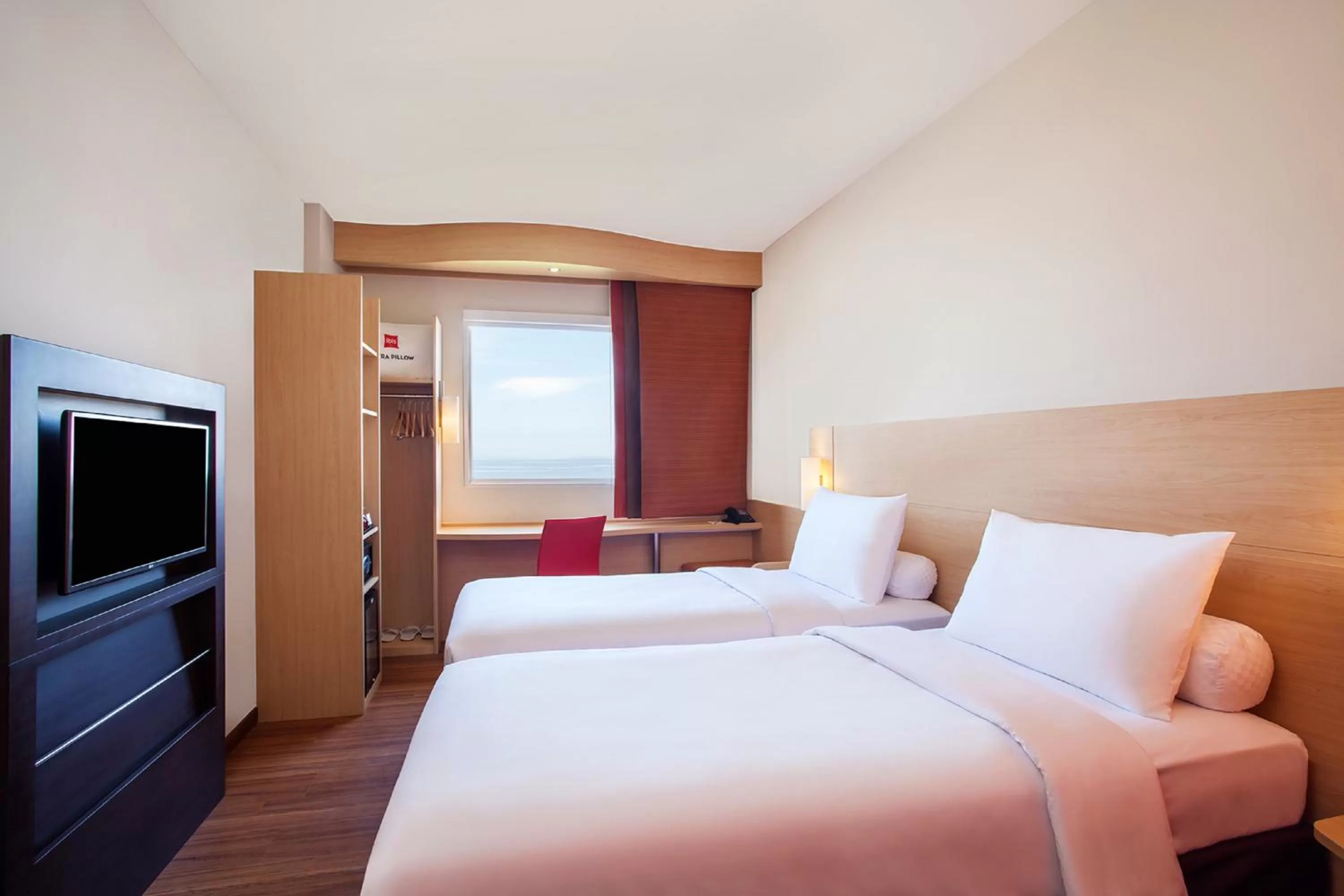 Shower, Bed in Ibis Manado City Center Boulevard